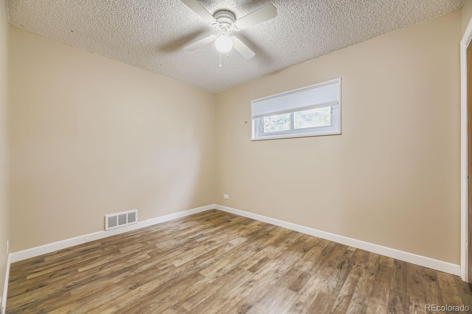 MLS Image #18 for 1221 s quieto way,denver, Colorado