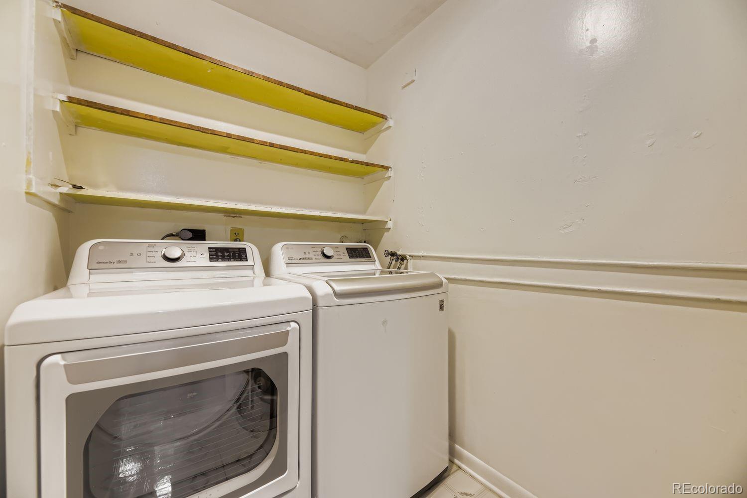 MLS Image #20 for 1221 s quieto way,denver, Colorado