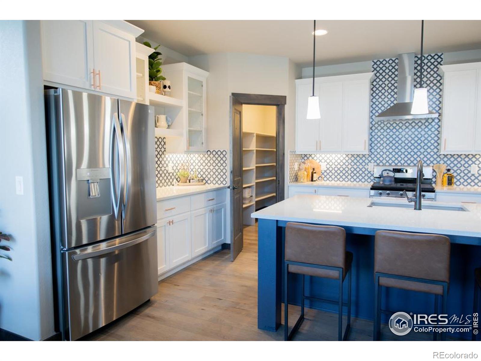 MLS Image #13 for 2009  reliance drive,windsor, Colorado