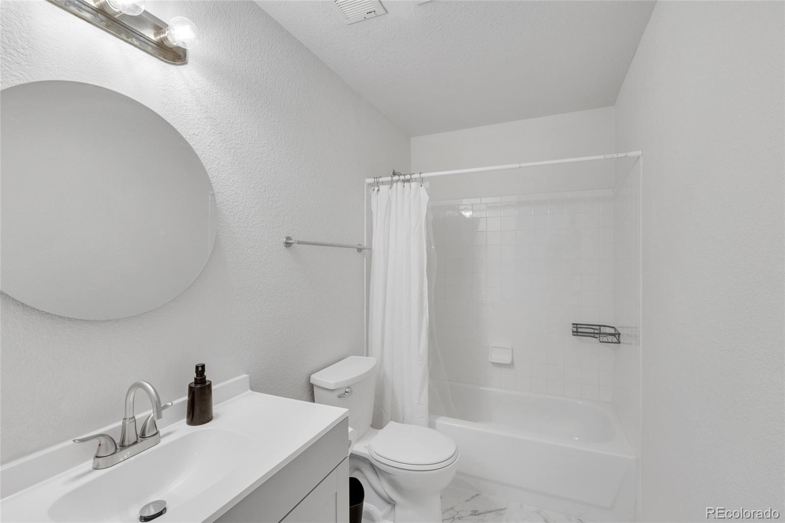 MLS Image #8 for 2575 s syracuse way g104,denver, Colorado