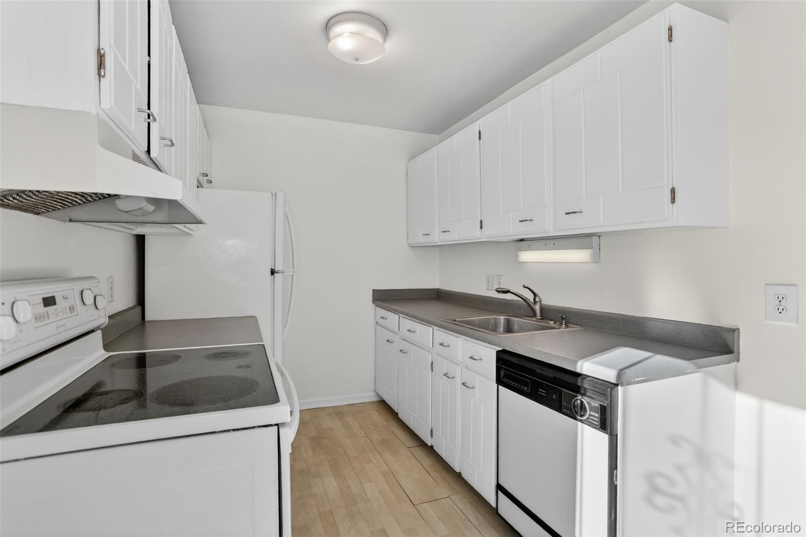 MLS Image #5 for 6392 e mississippi avenue ,denver, Colorado