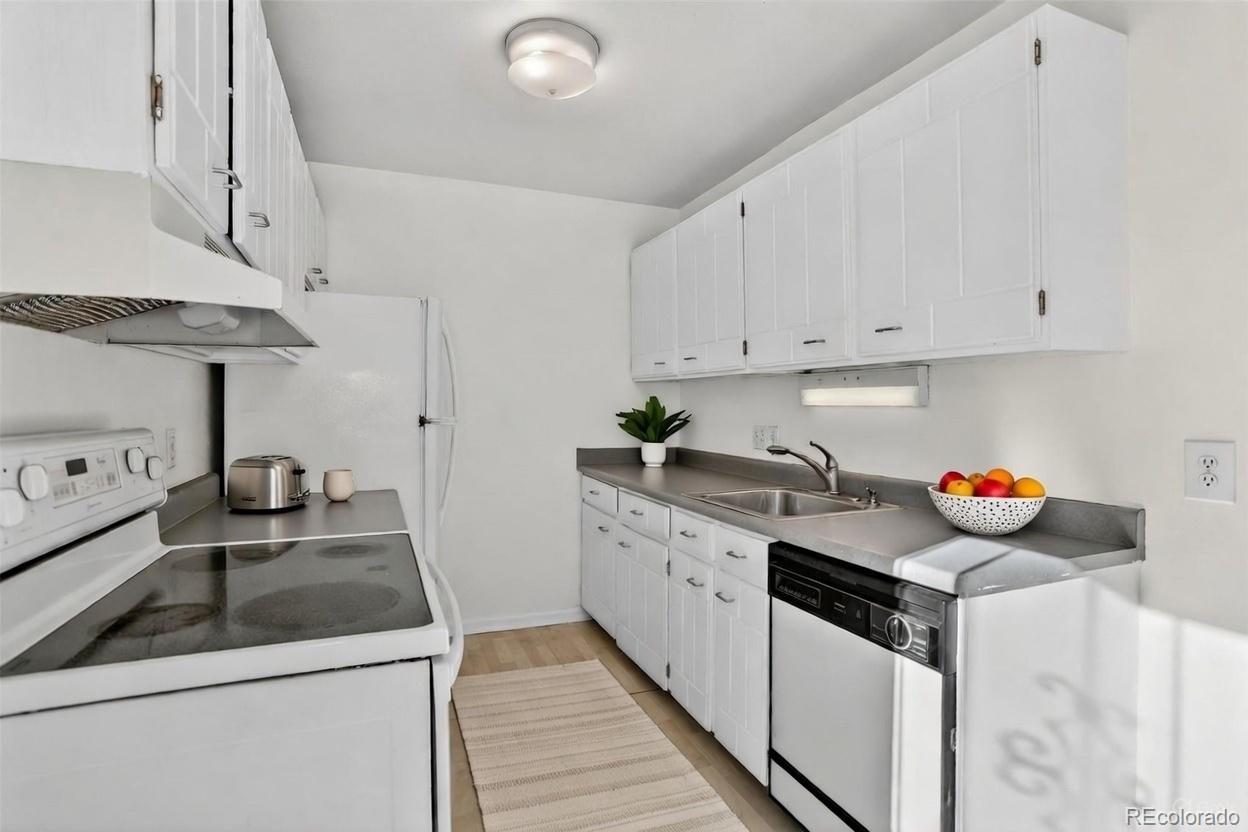 MLS Image #6 for 6392 e mississippi avenue ,denver, Colorado