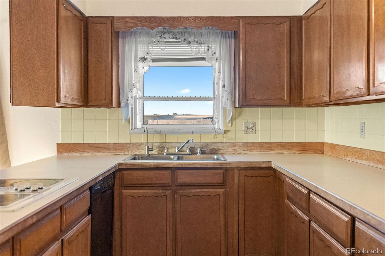 MLS Image #7 for 470  vine street,deer trail, Colorado