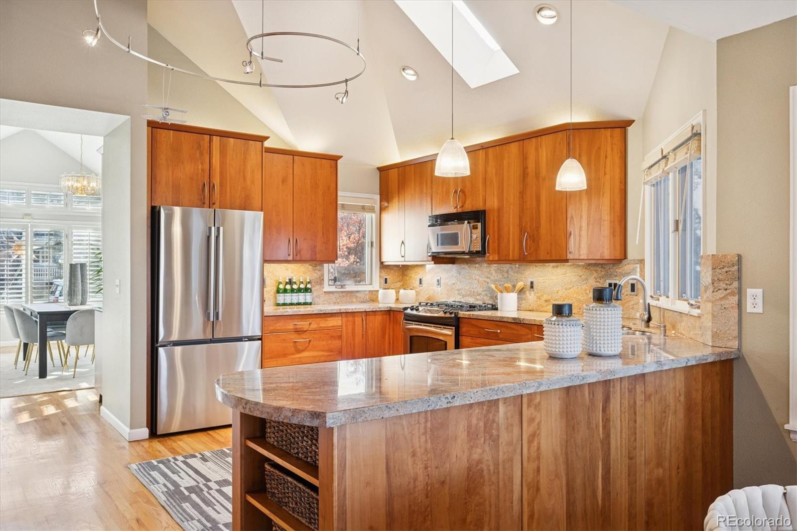 MLS Image #14 for 2363 s adams street,denver, Colorado