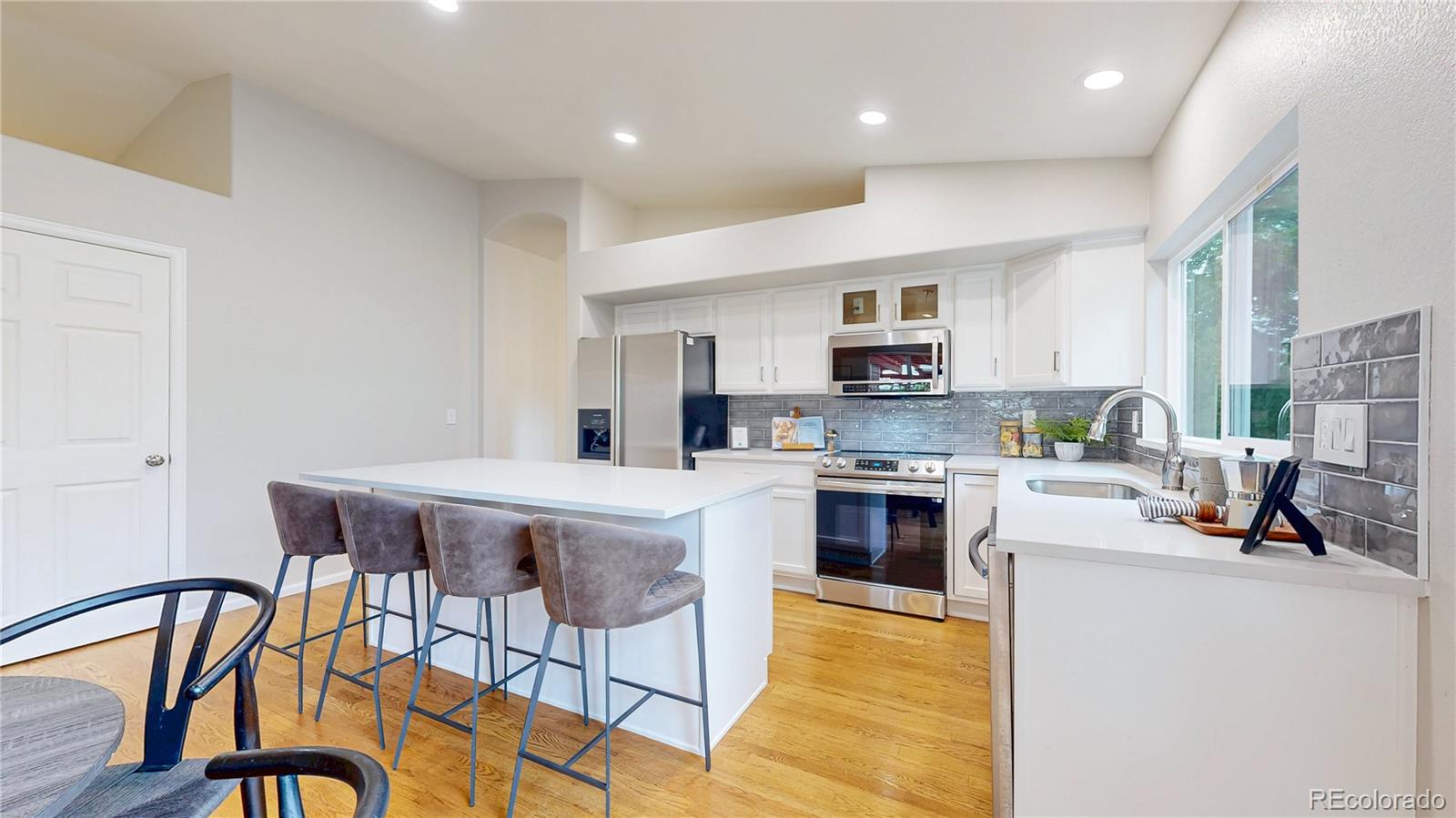 MLS Image #8 for 1229  berganot trail,castle pines, Colorado