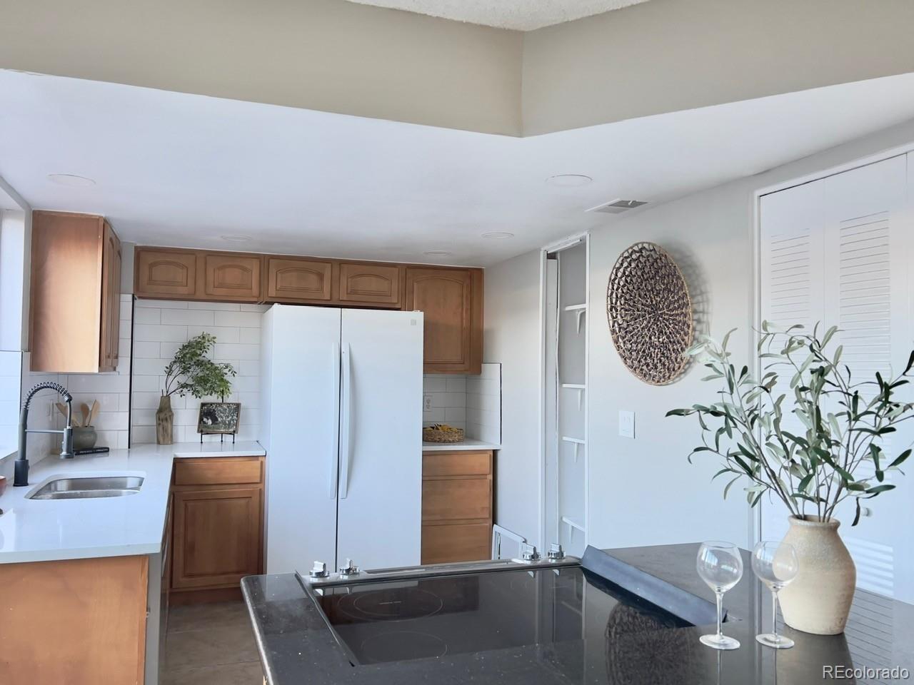 MLS Image #8 for 12444 e kansas place ,aurora, Colorado