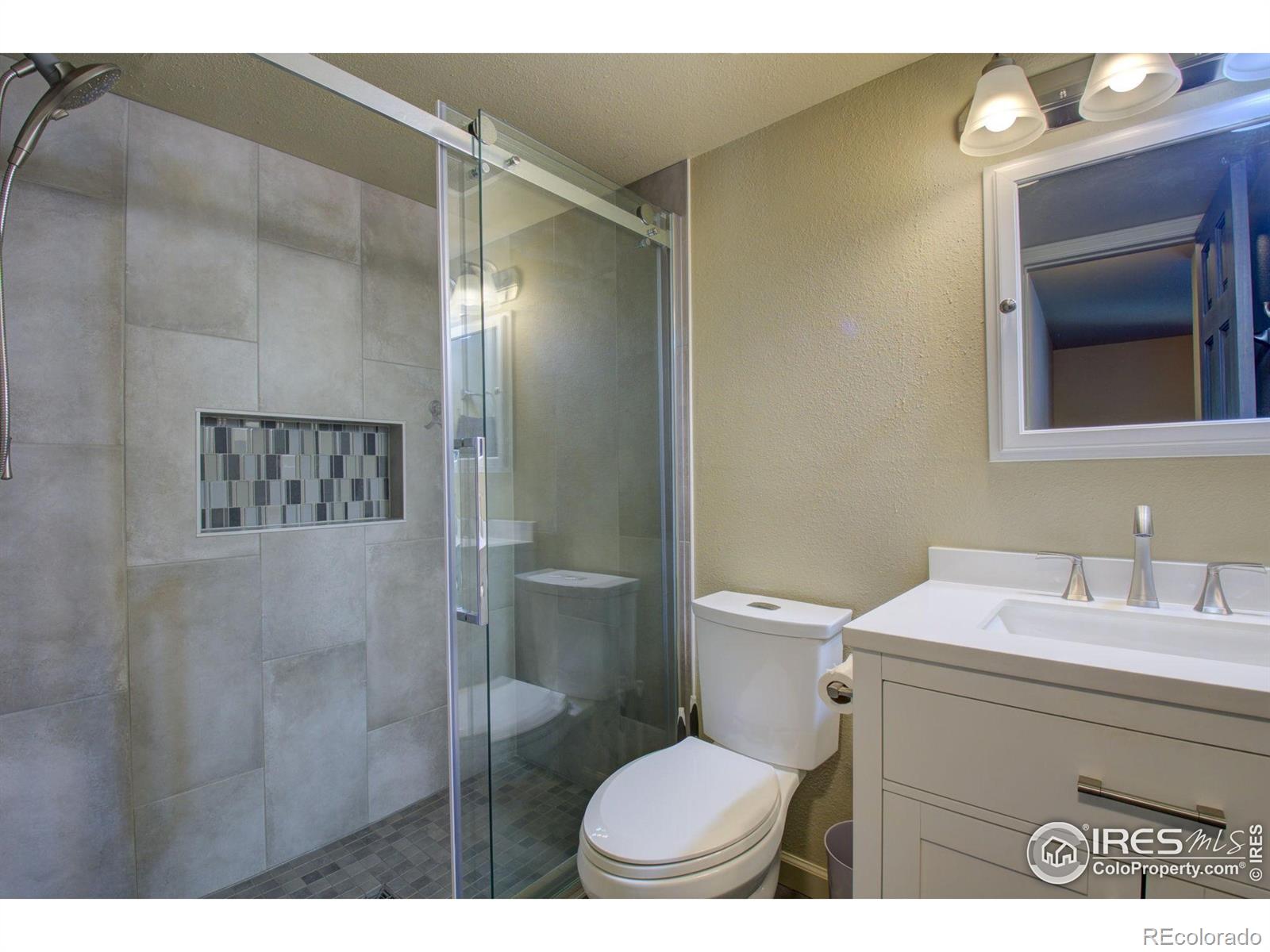 MLS Image #12 for 1705  heatheridge road,fort collins, Colorado