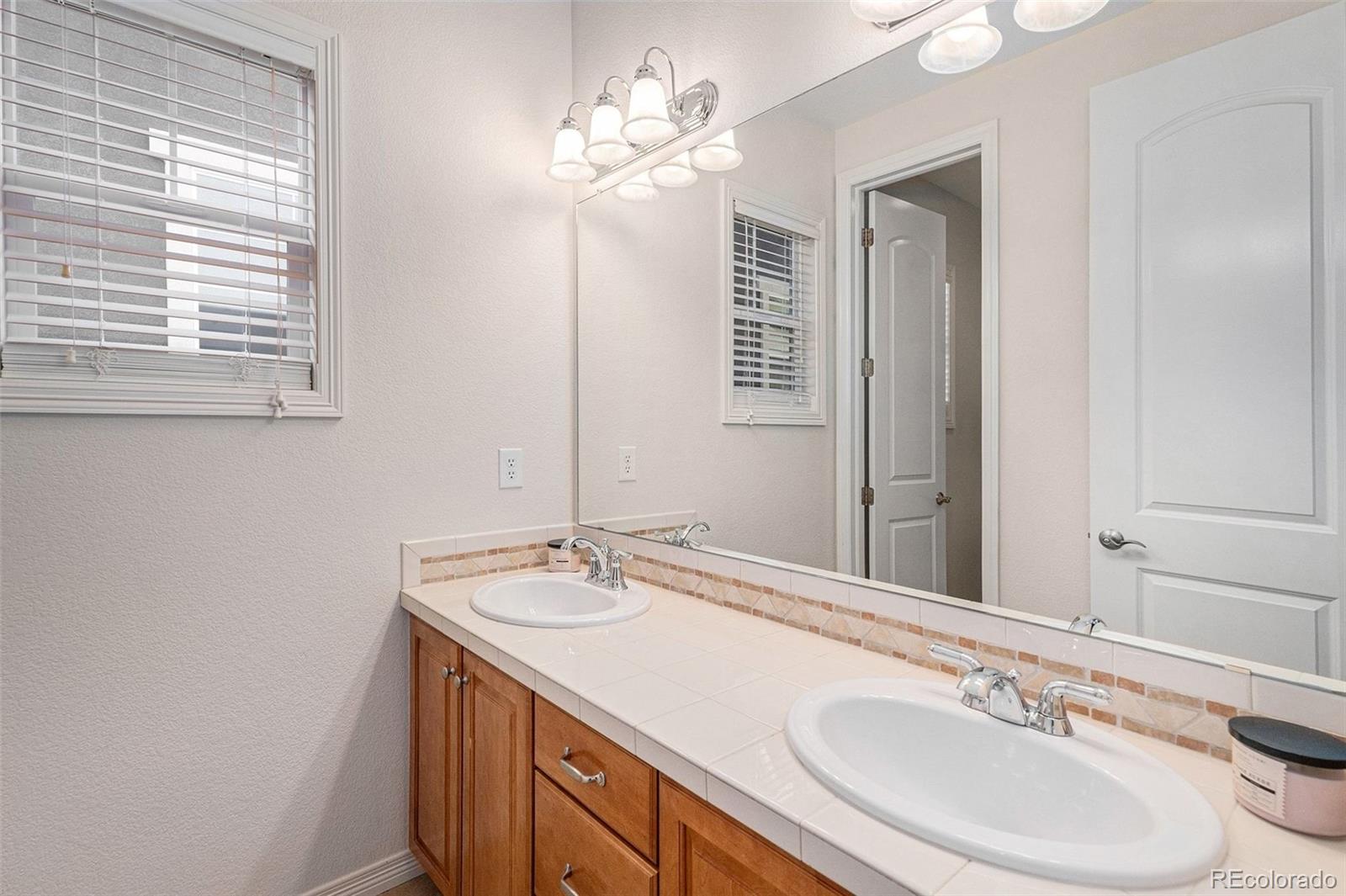 MLS Image #29 for 10869  valleybrook circle,highlands ranch, Colorado