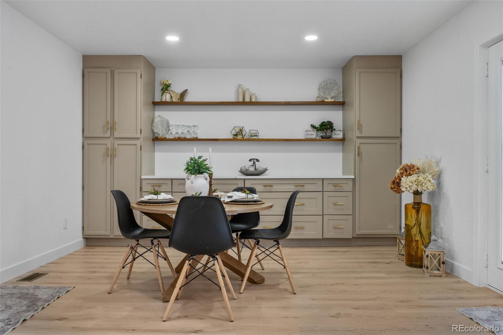 MLS Image #11 for 8851 w 86th avenue,arvada, Colorado