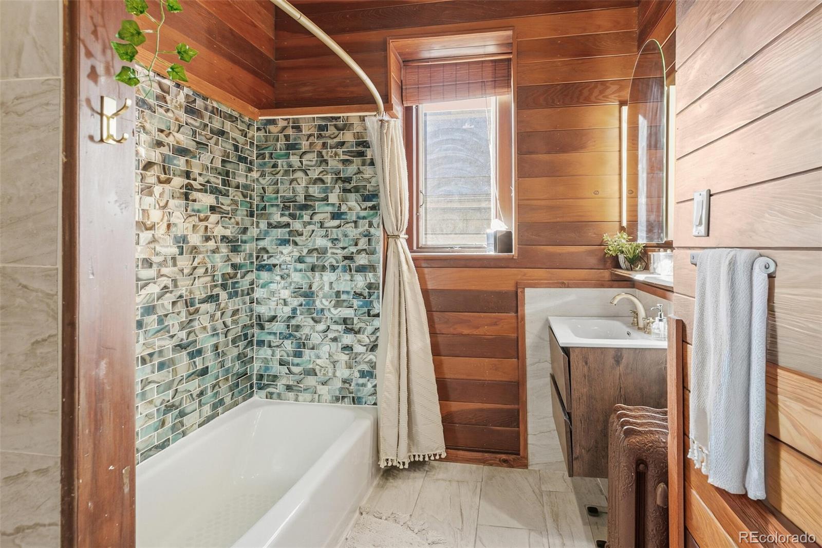 MLS Image #16 for 921 e 13th avenue 3b,denver, Colorado