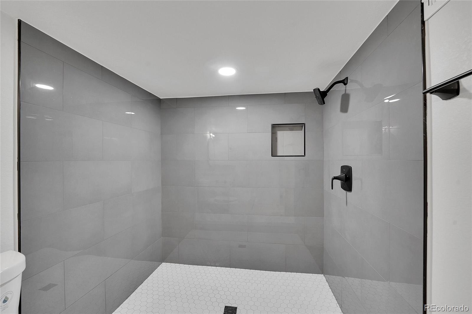 MLS Image #28 for 1846 s gilpin street,denver, Colorado