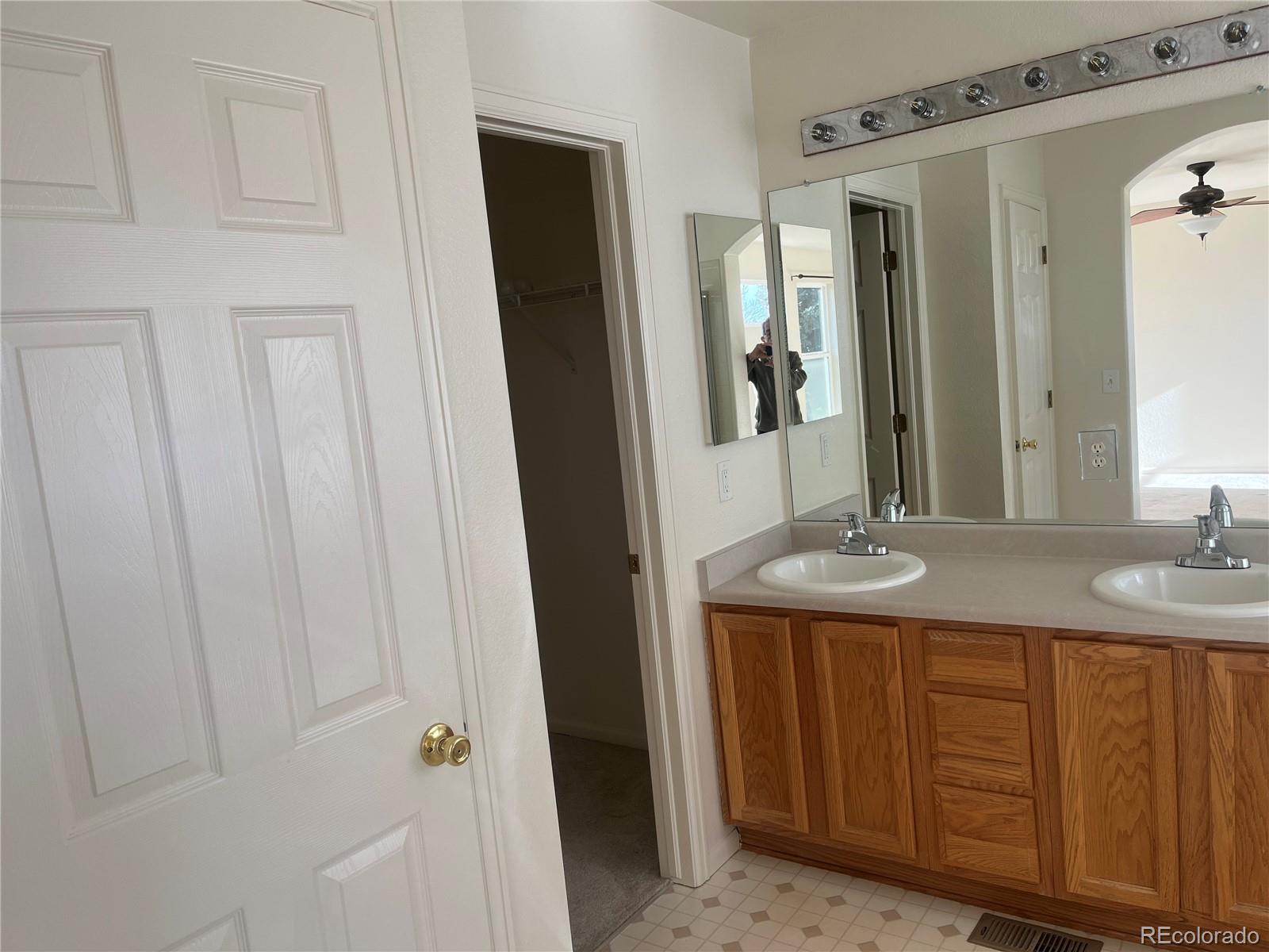 MLS Image #12 for 20528 e grand lane,aurora, Colorado