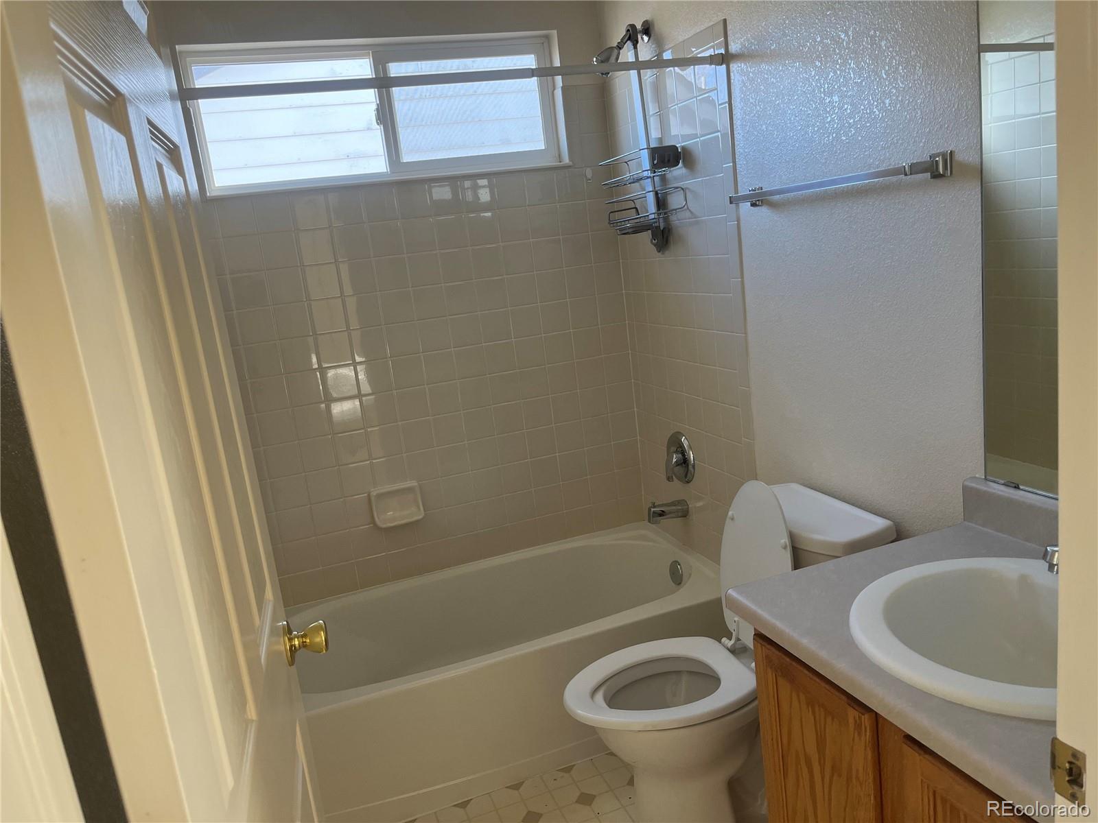 MLS Image #18 for 20528 e grand lane,aurora, Colorado