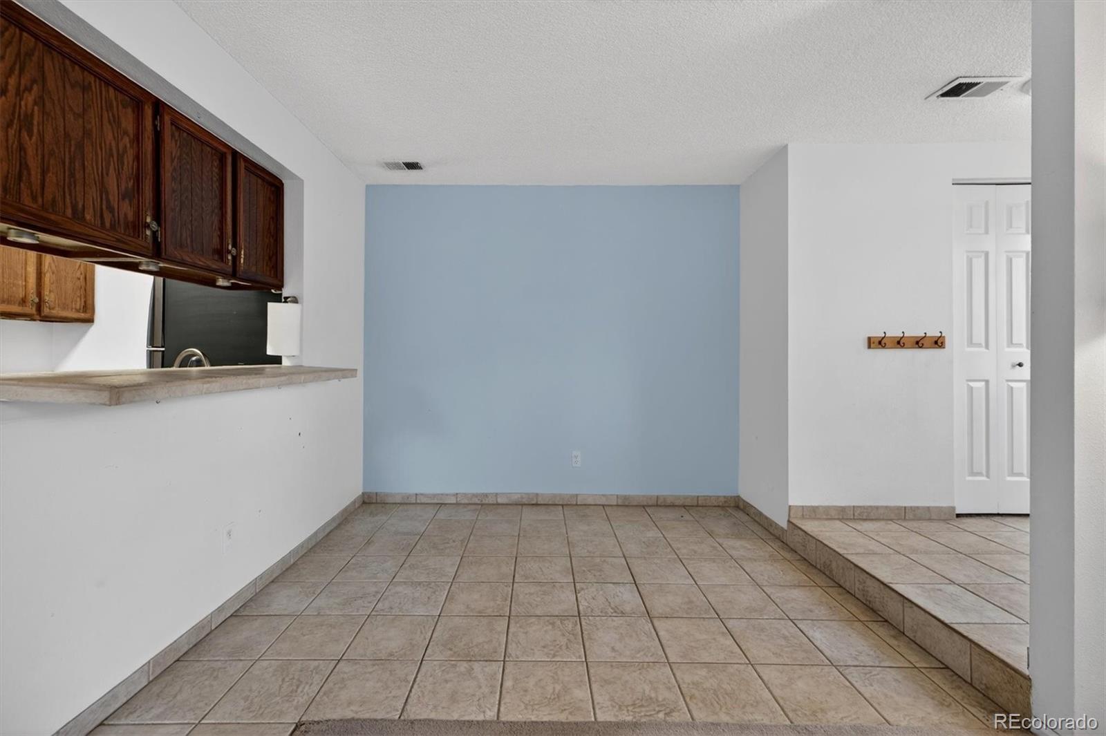 MLS Image #10 for 8462  everett way c,arvada, Colorado
