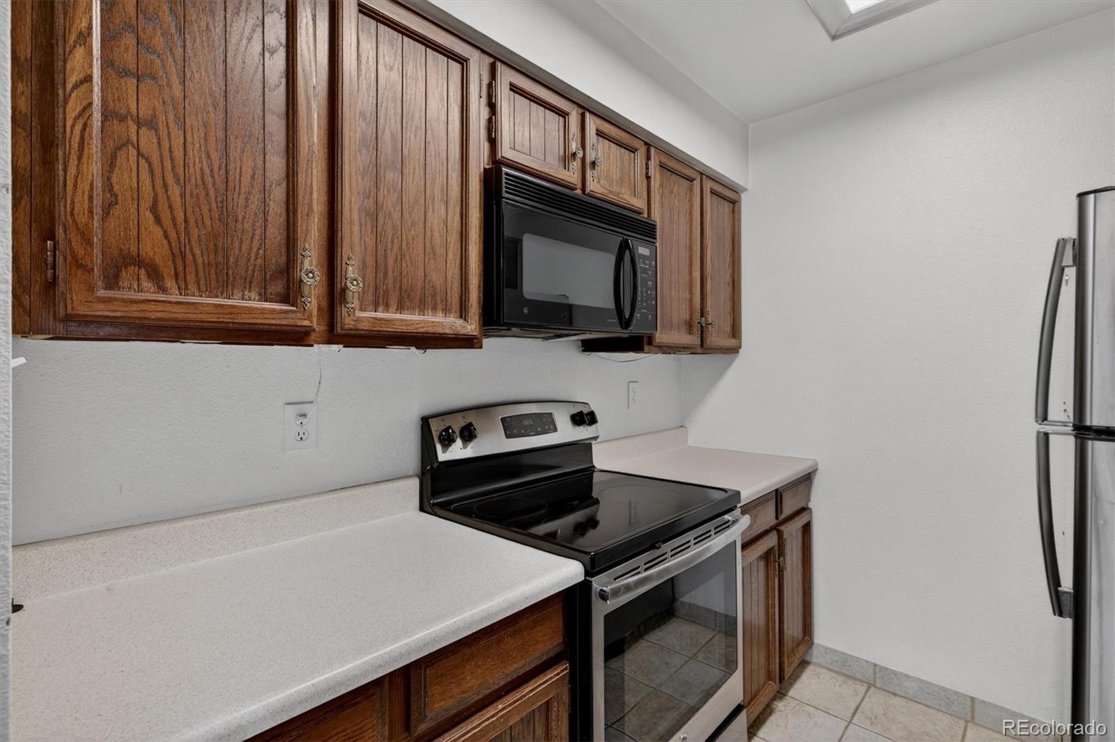 MLS Image #19 for 8462  everett way c,arvada, Colorado