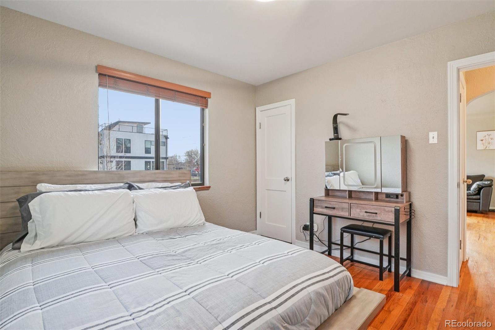 MLS Image #10 for 2711  hooker street,denver, Colorado