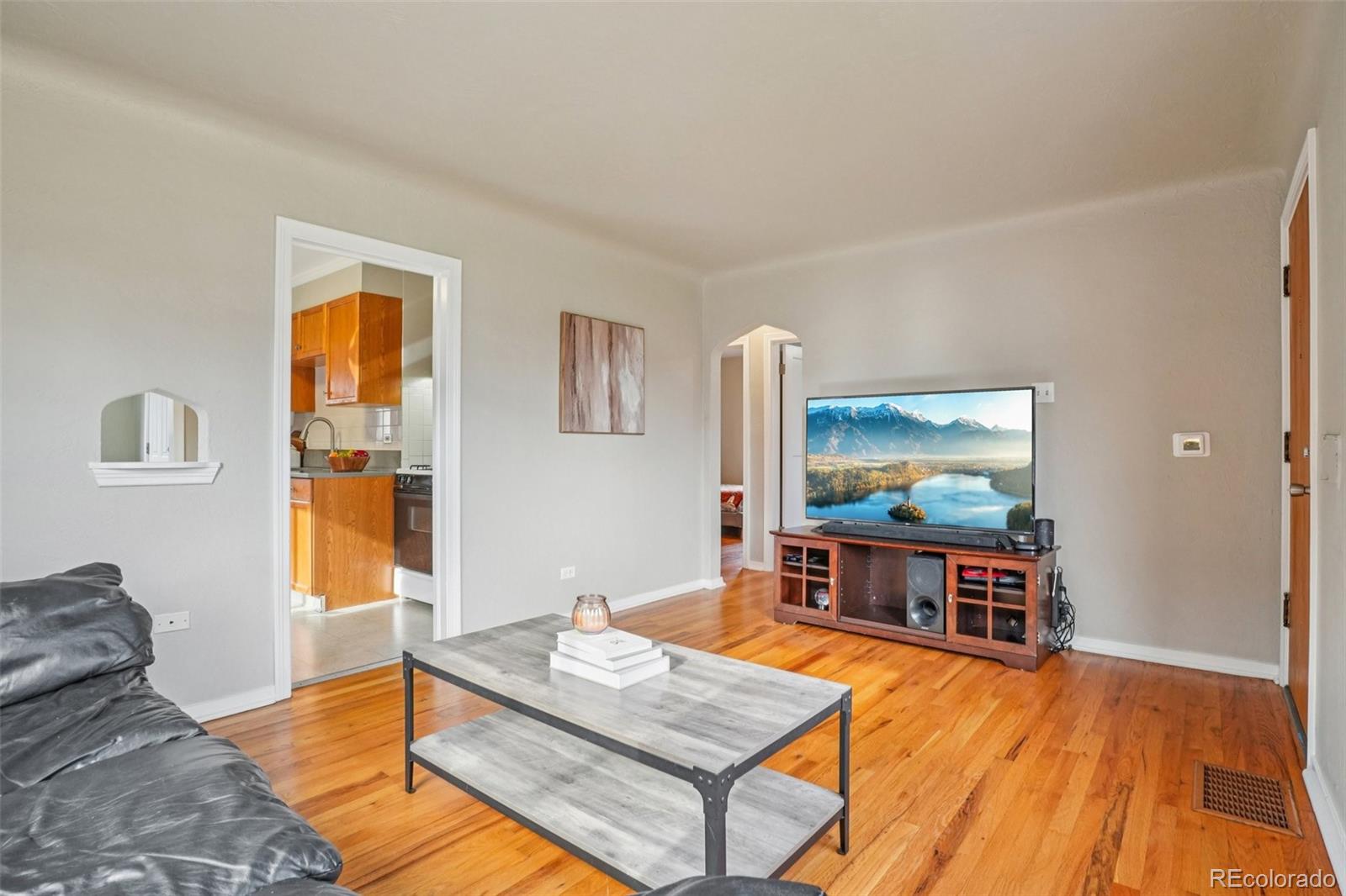 MLS Image #4 for 2711  hooker street,denver, Colorado
