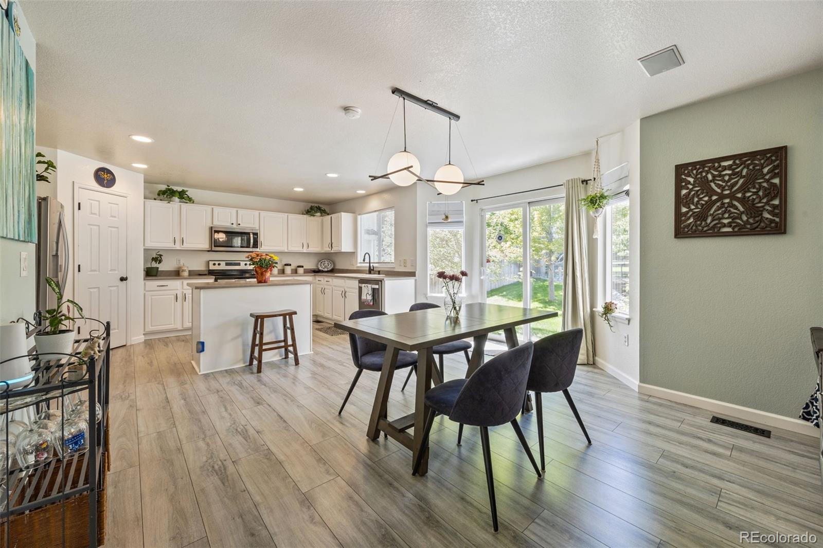 MLS Image #11 for 19978 e garden drive,centennial, Colorado