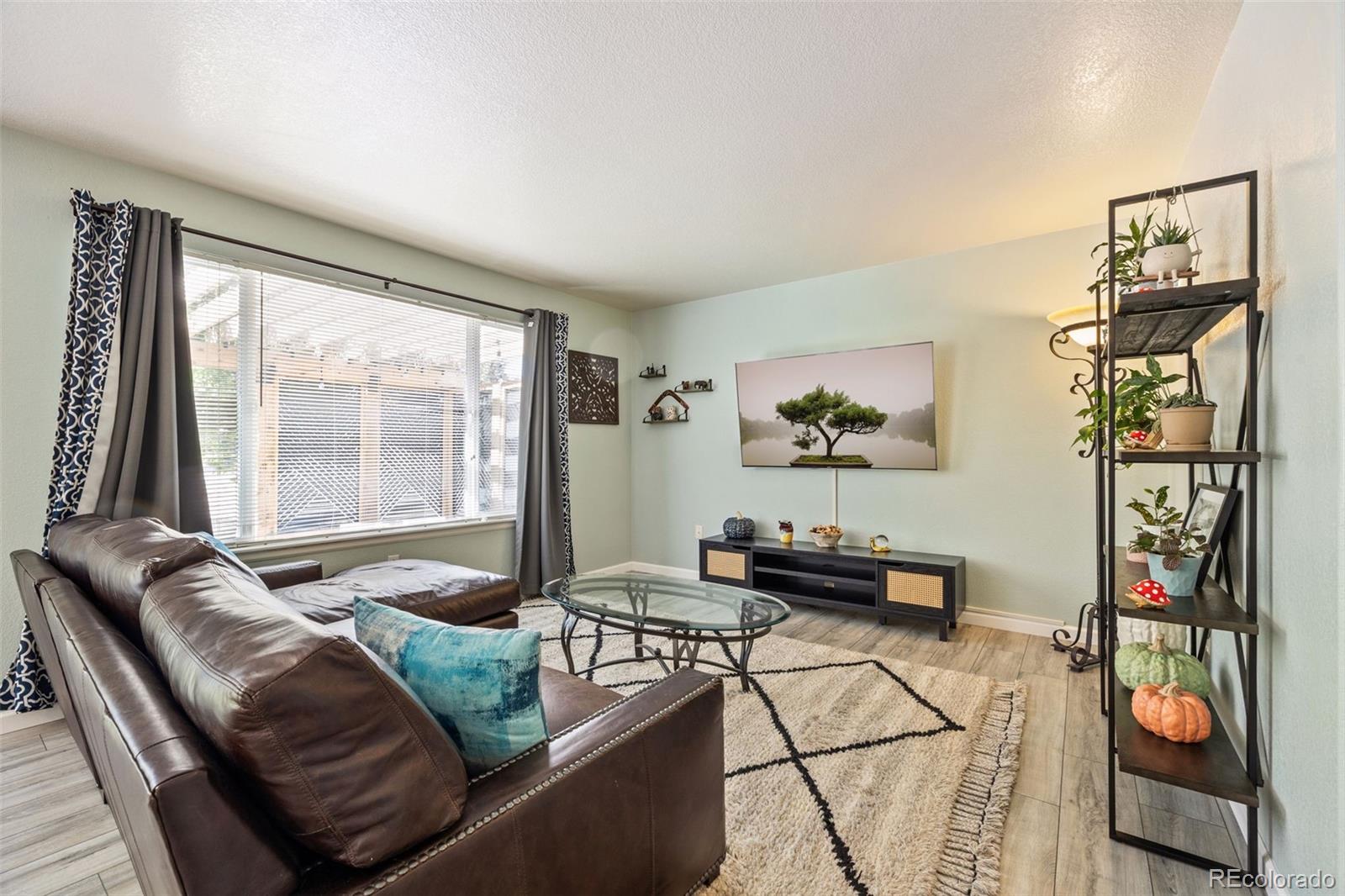 MLS Image #13 for 19978 e garden drive,centennial, Colorado