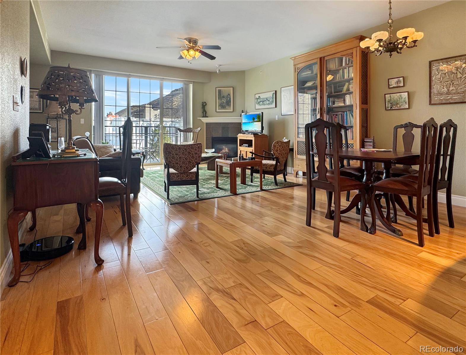 MLS Image #3 for 620  11th street 306,golden, Colorado