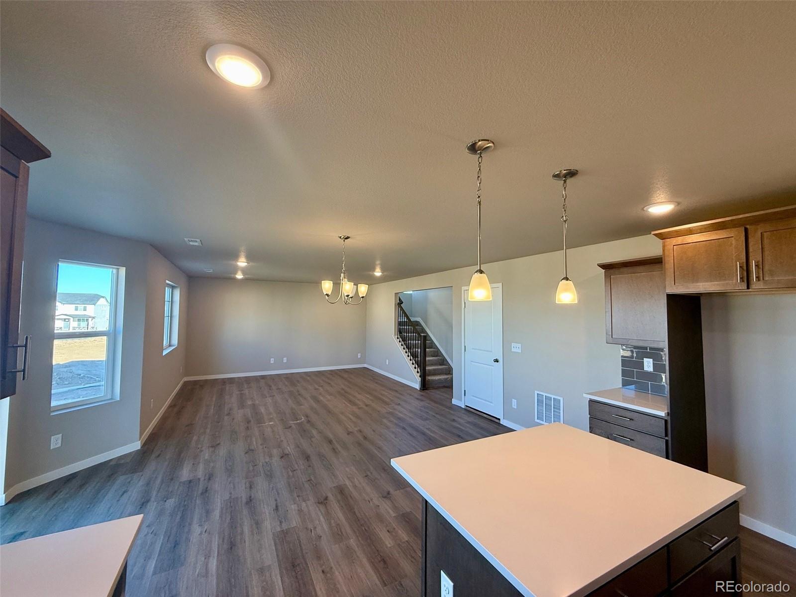 MLS Image #6 for 757 n clubview street,watkins, Colorado
