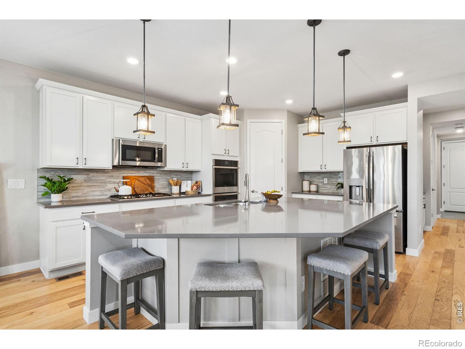 MLS Image #14 for 2883  storm view court,timnath, Colorado