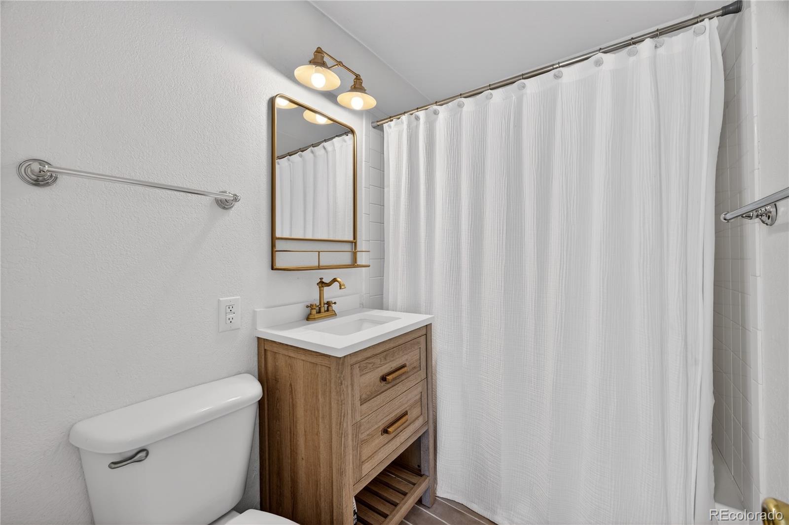 MLS Image #11 for 2375  hanover street,aurora, Colorado