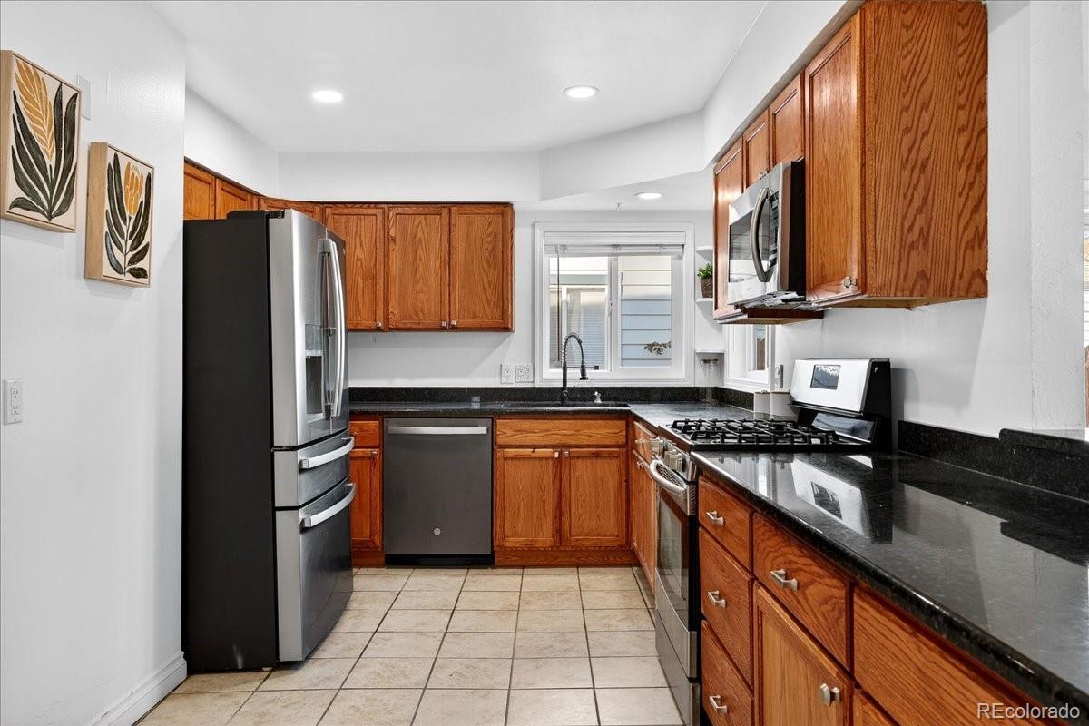 MLS Image #12 for 1990 s irving street,denver, Colorado