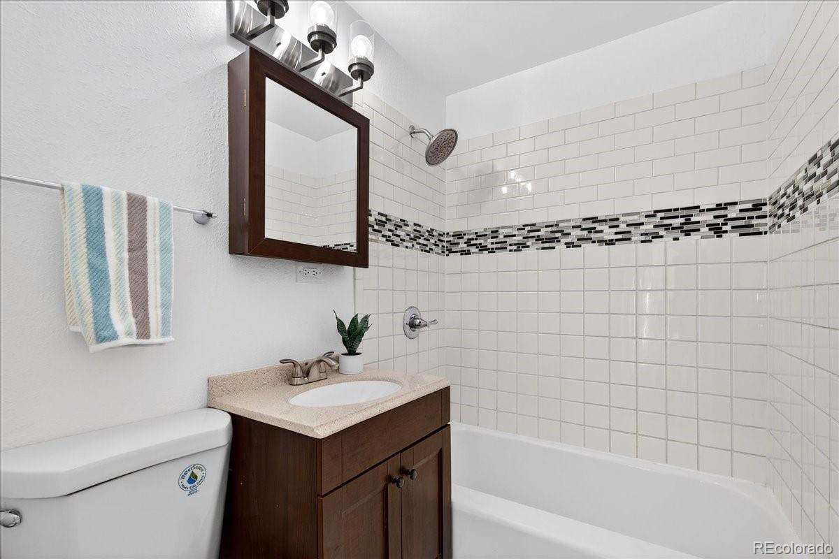 MLS Image #20 for 1990 s irving street,denver, Colorado