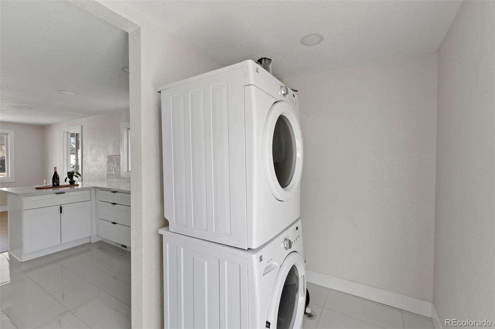 MLS Image #13 for 5423  saulsbury court,arvada, Colorado