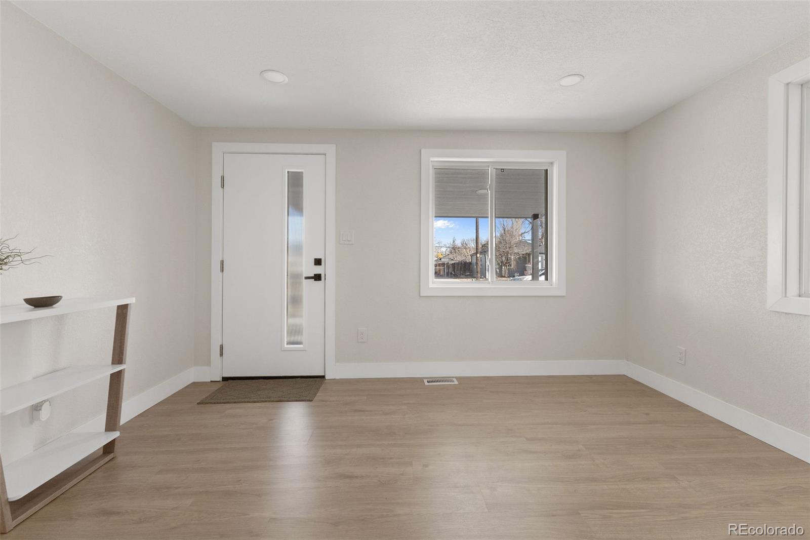 MLS Image #14 for 5423  saulsbury court,arvada, Colorado