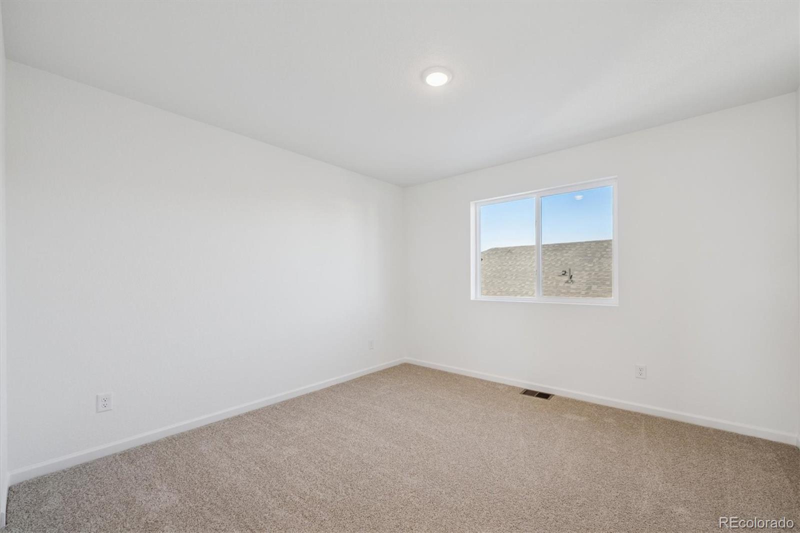 MLS Image #14 for 231  sage grouse way,bennett, Colorado
