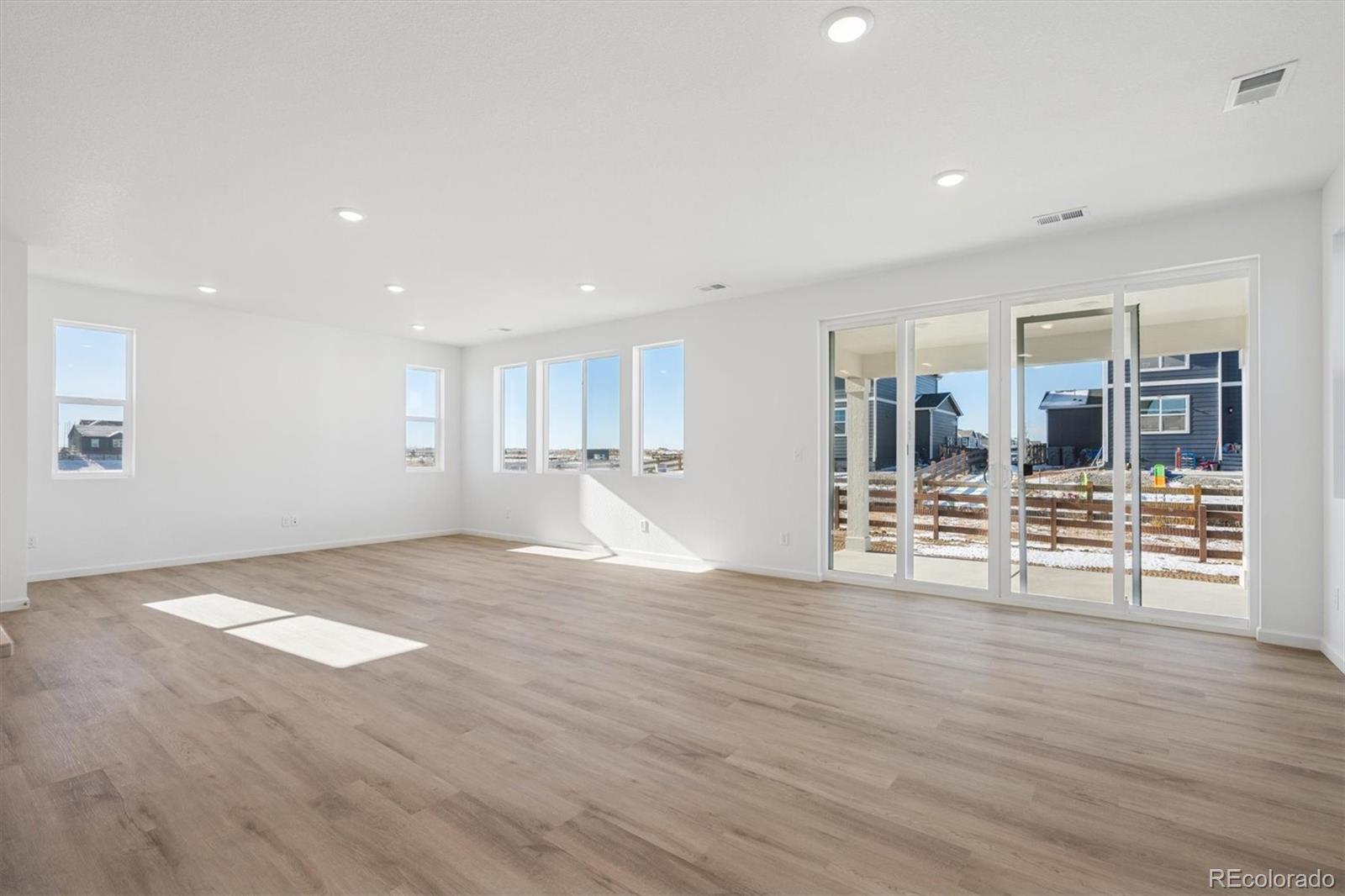 MLS Image #4 for 231  sage grouse way,bennett, Colorado