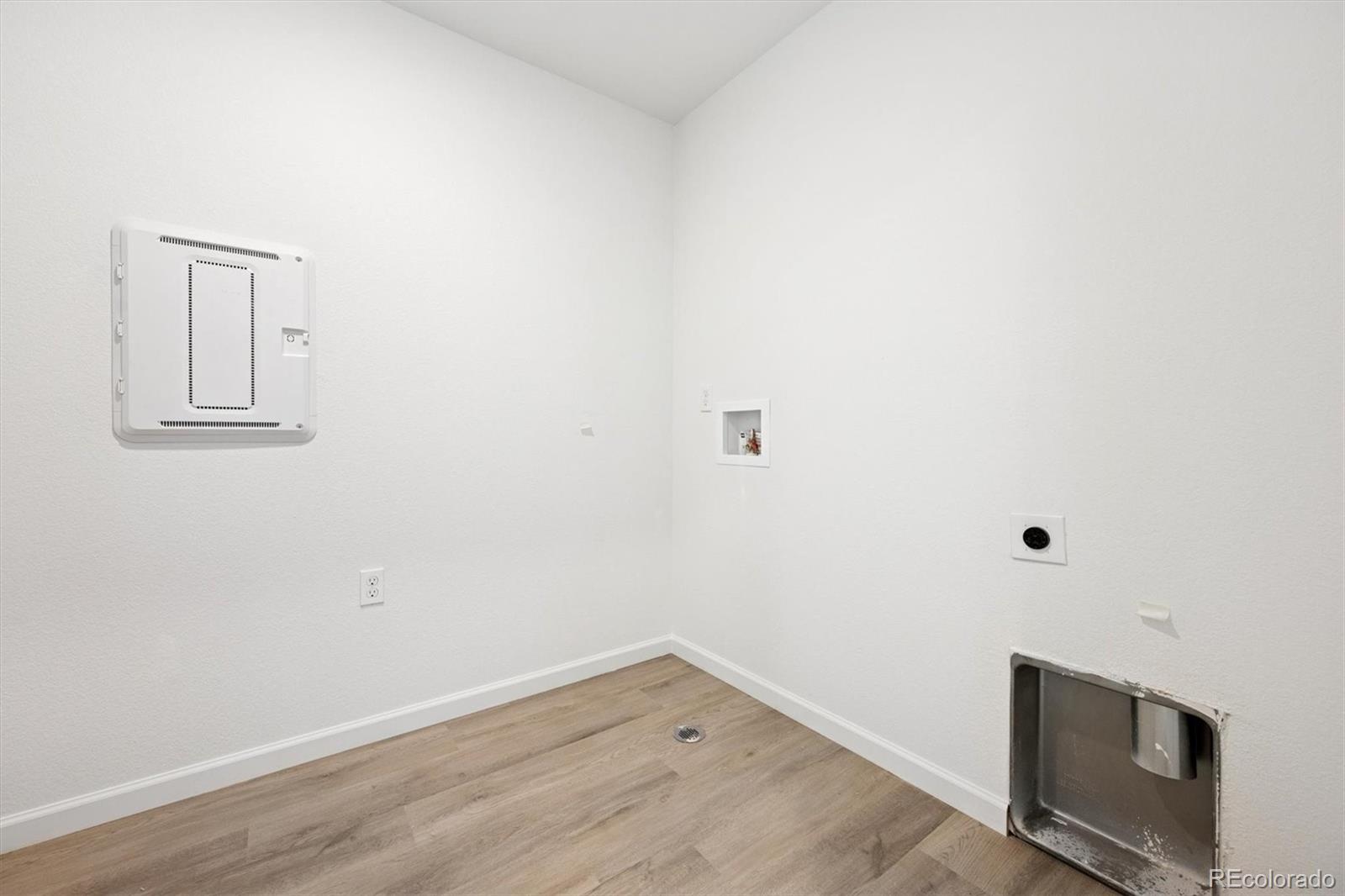 MLS Image #17 for 24660 e 42nd avenue,aurora, Colorado