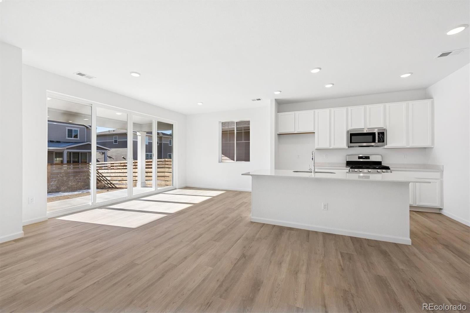 MLS Image #4 for 24660 e 42nd avenue,aurora, Colorado
