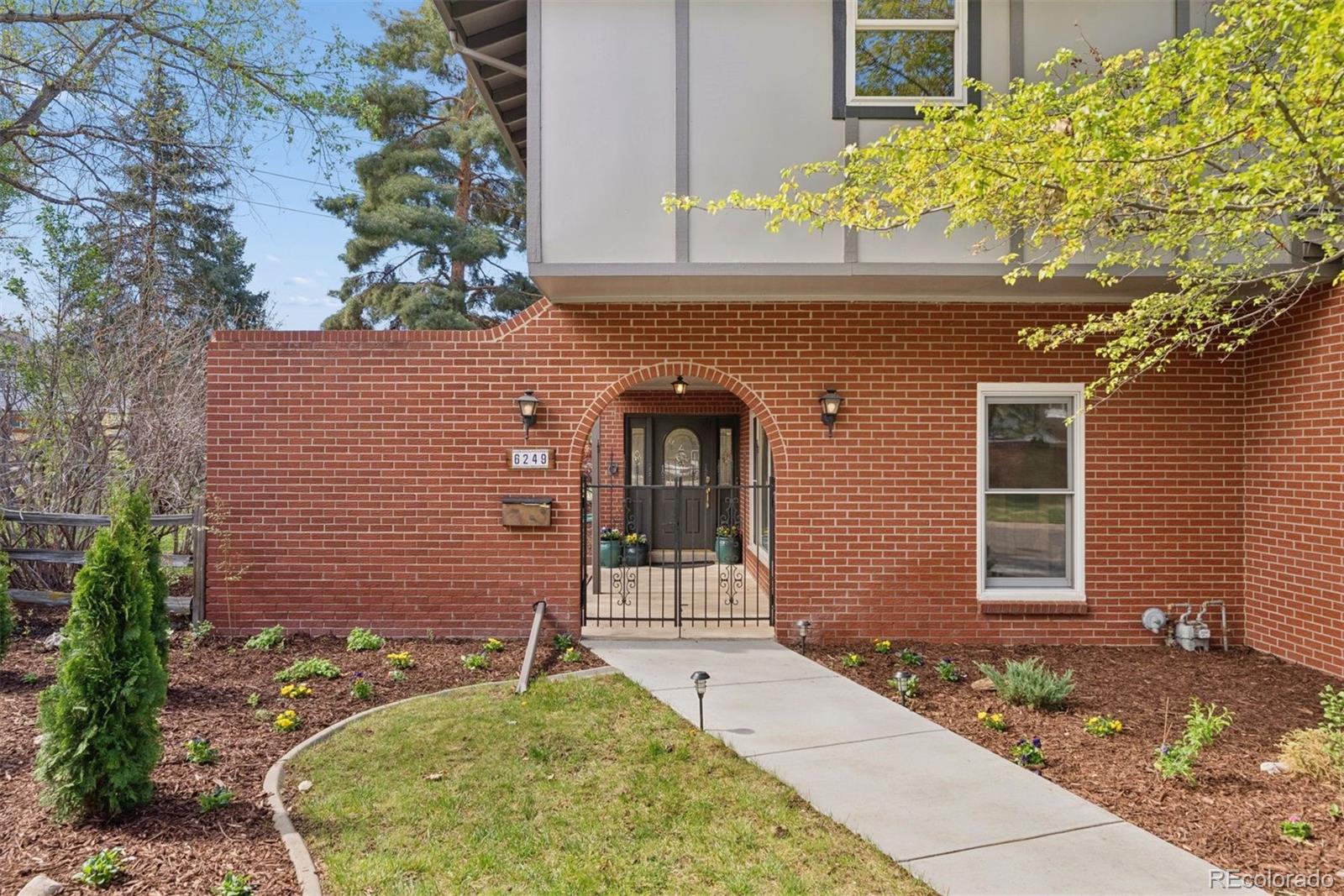 MLS Image #4 for 6249 s krameria street,centennial, Colorado