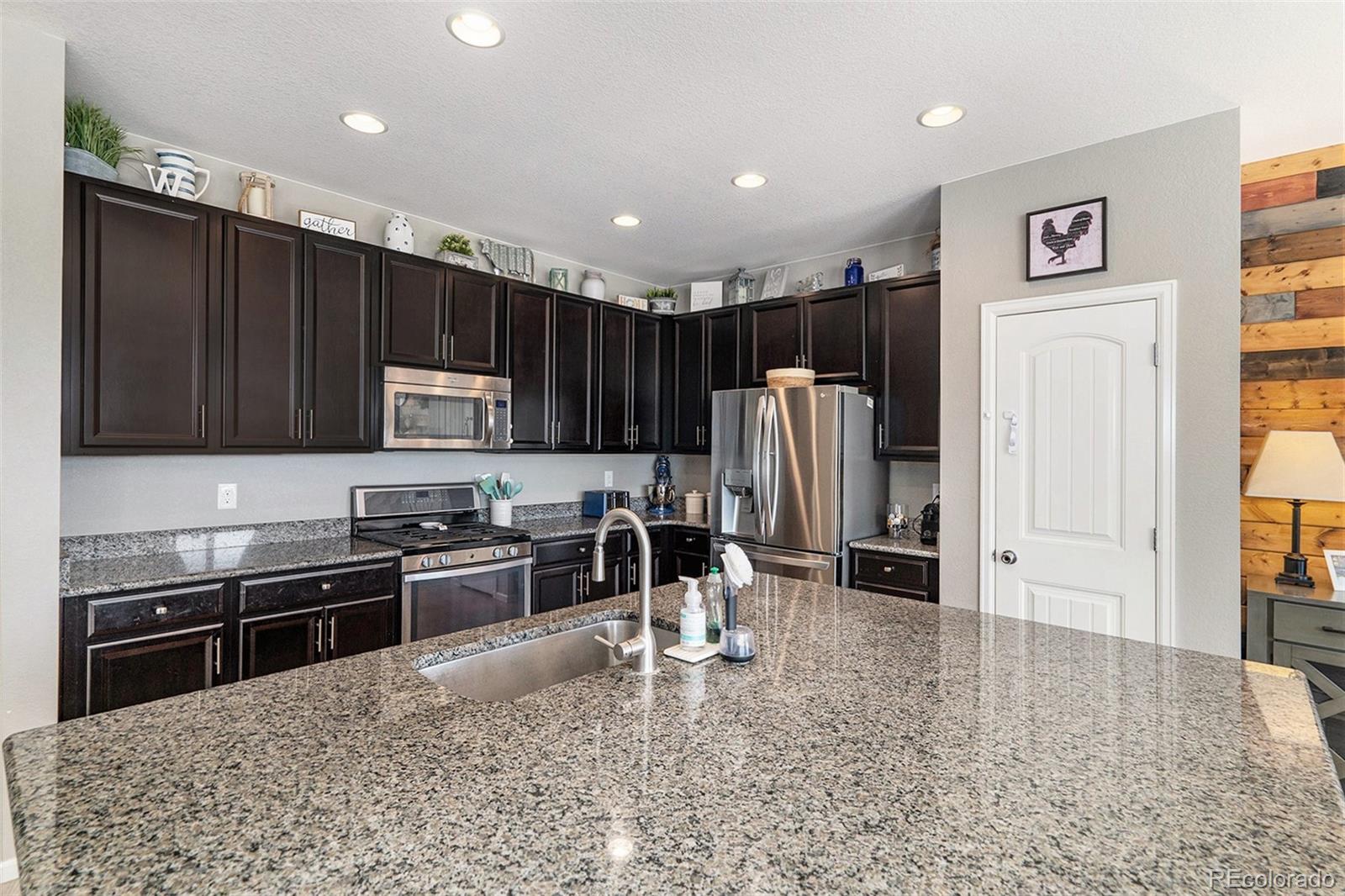 MLS Image #7 for 19170 e pacific place,aurora, Colorado