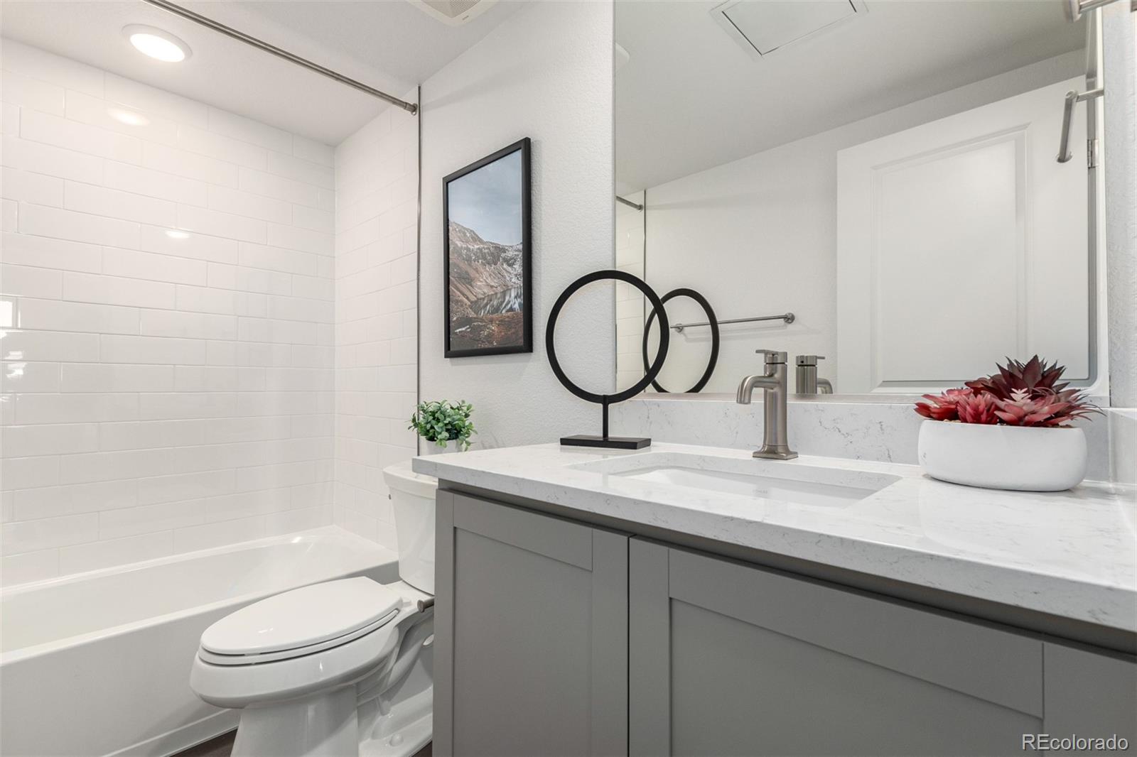 MLS Image #17 for 6153 n ceylon street 203,denver, Colorado