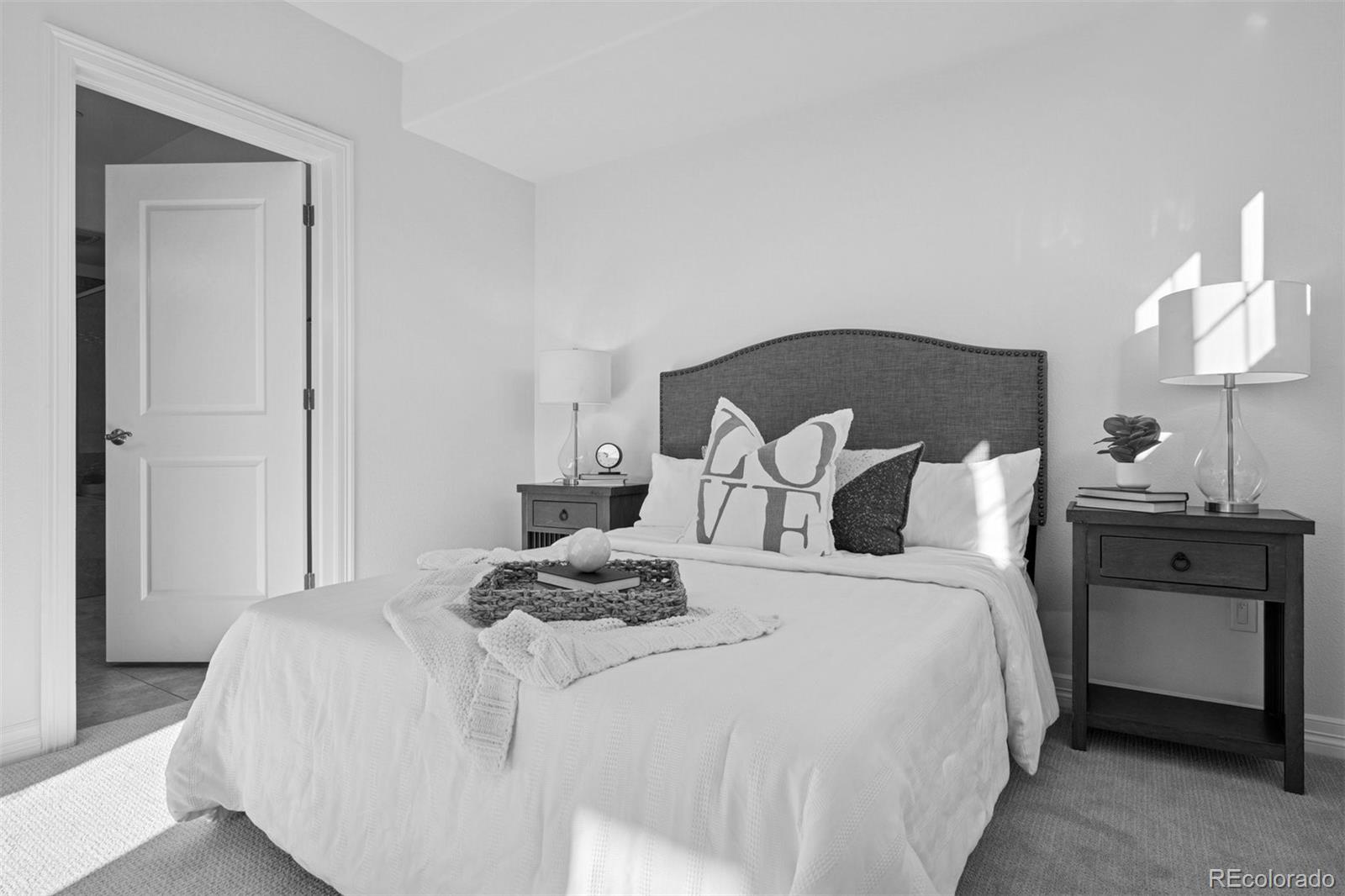 MLS Image #13 for 85  rampart way 309,denver, Colorado