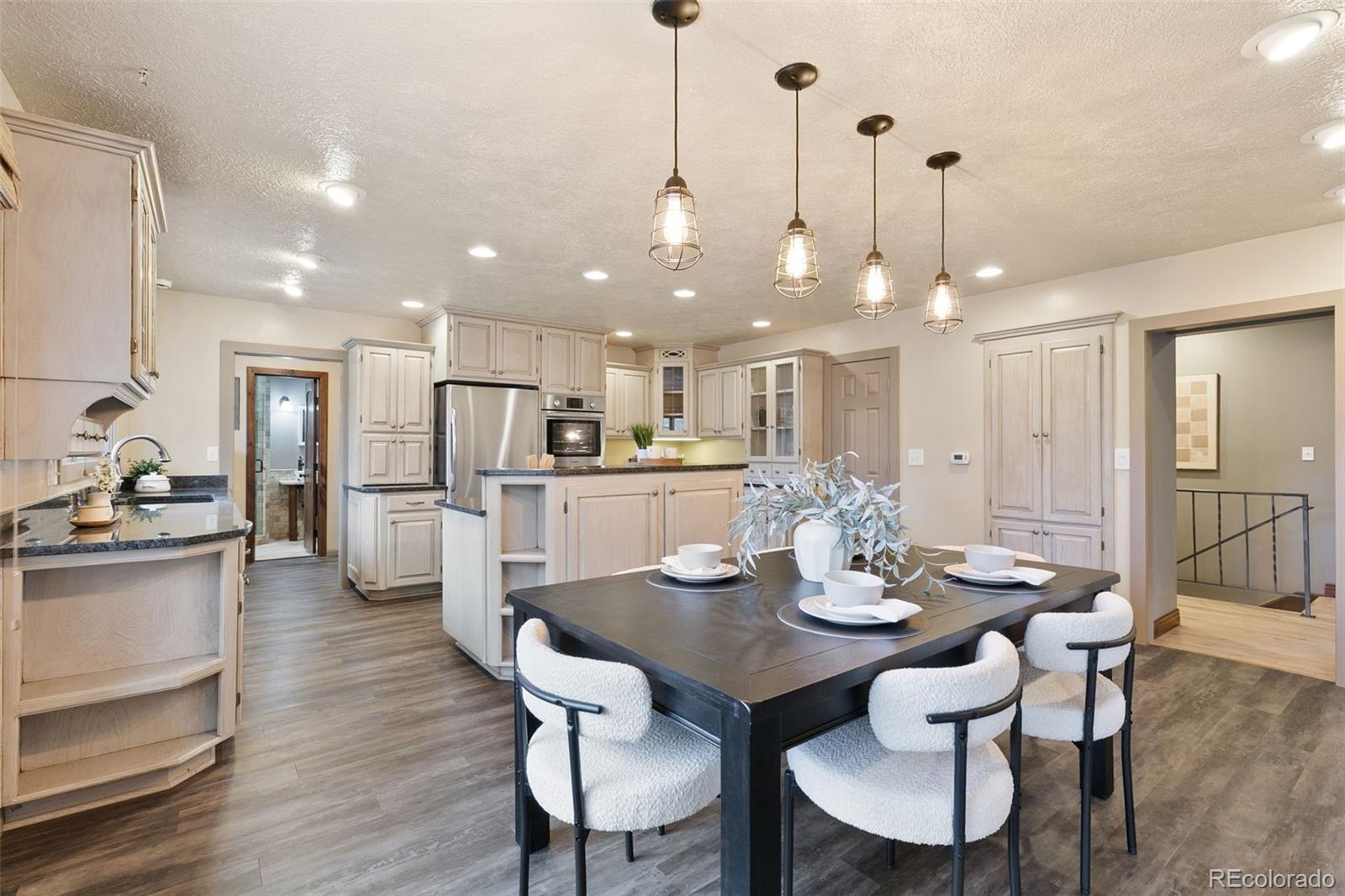 MLS Image #12 for 1404  winfield avenue,colorado springs, Colorado