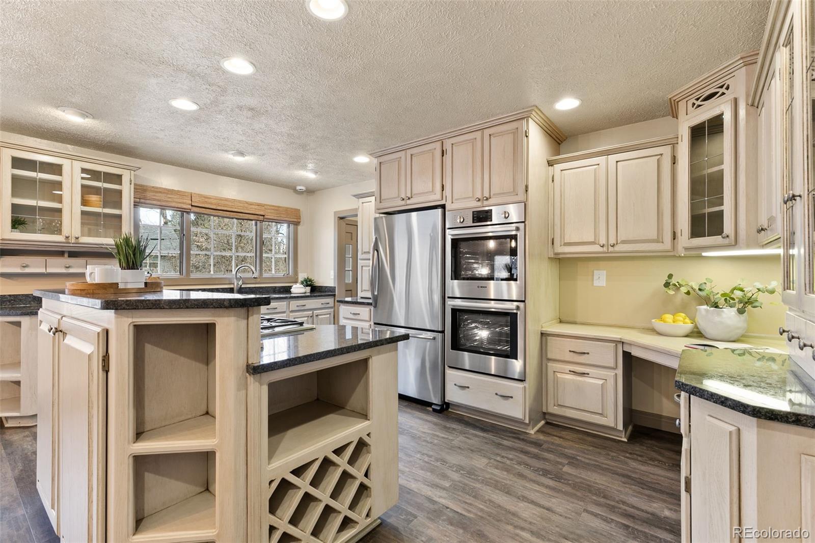 MLS Image #13 for 1404  winfield avenue,colorado springs, Colorado