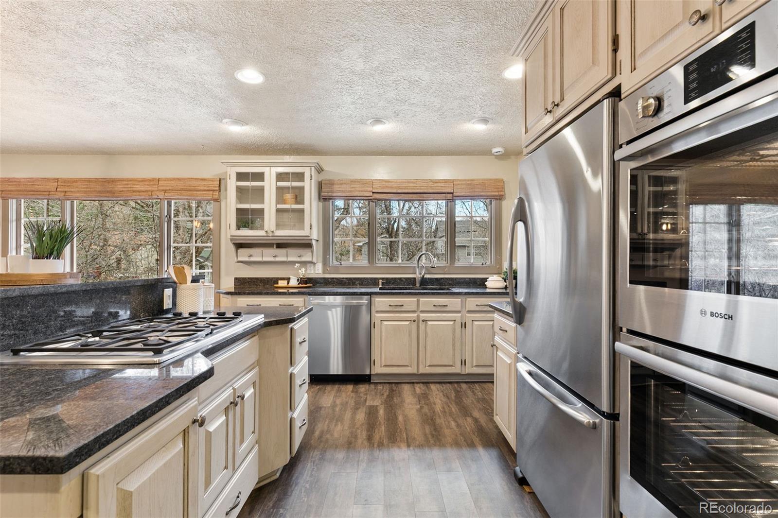 MLS Image #14 for 1404  winfield avenue,colorado springs, Colorado