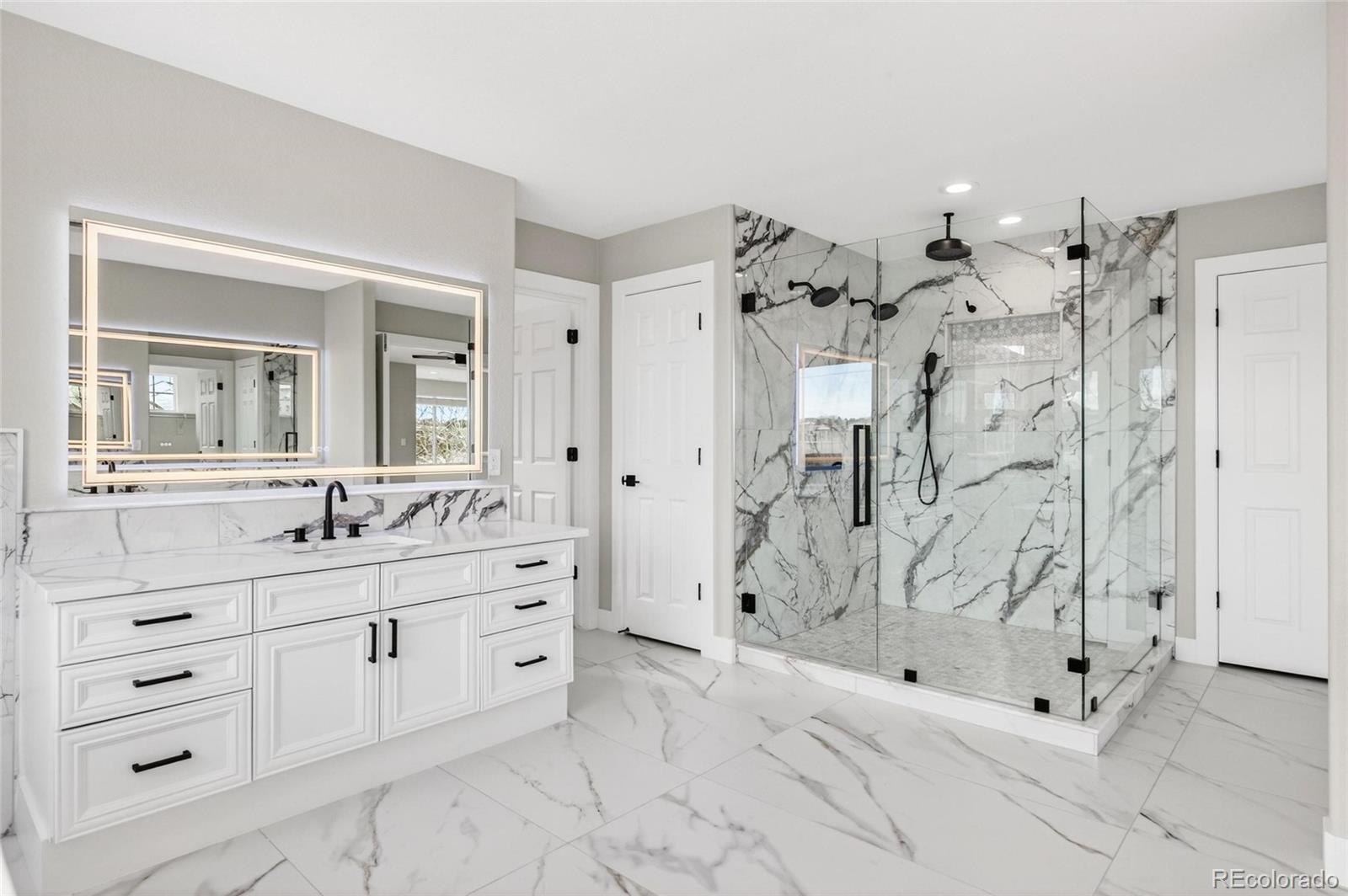 MLS Image #18 for 24031 e hinsdale place,aurora, Colorado