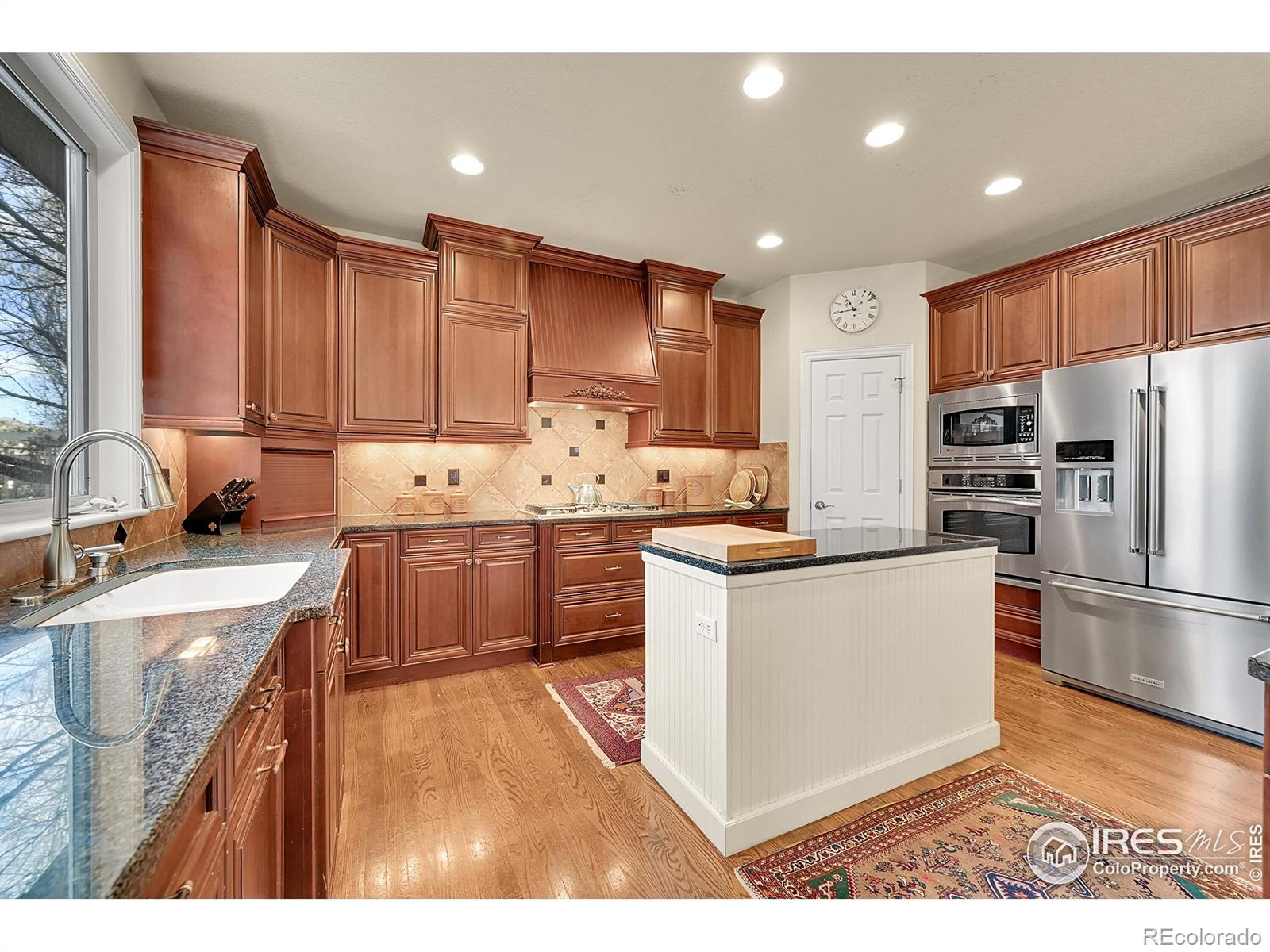 MLS Image #13 for 2003  braeburn court,longmont, Colorado