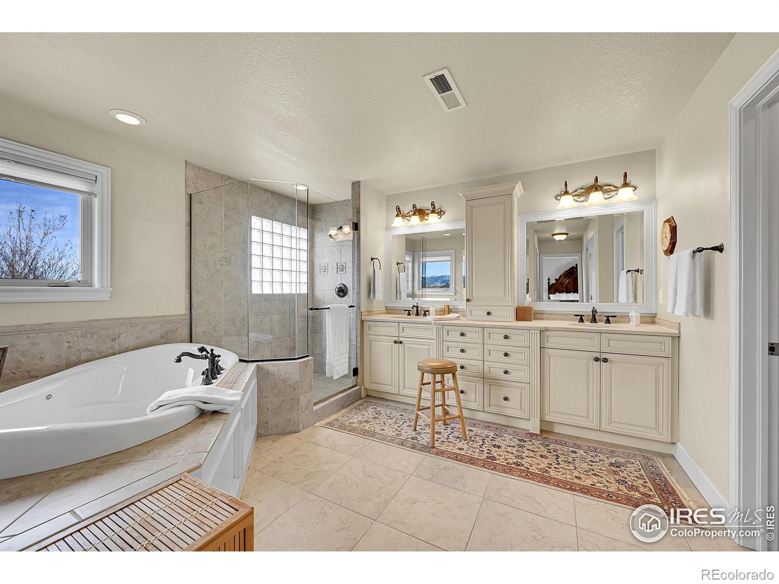 MLS Image #21 for 2003  braeburn court,longmont, Colorado
