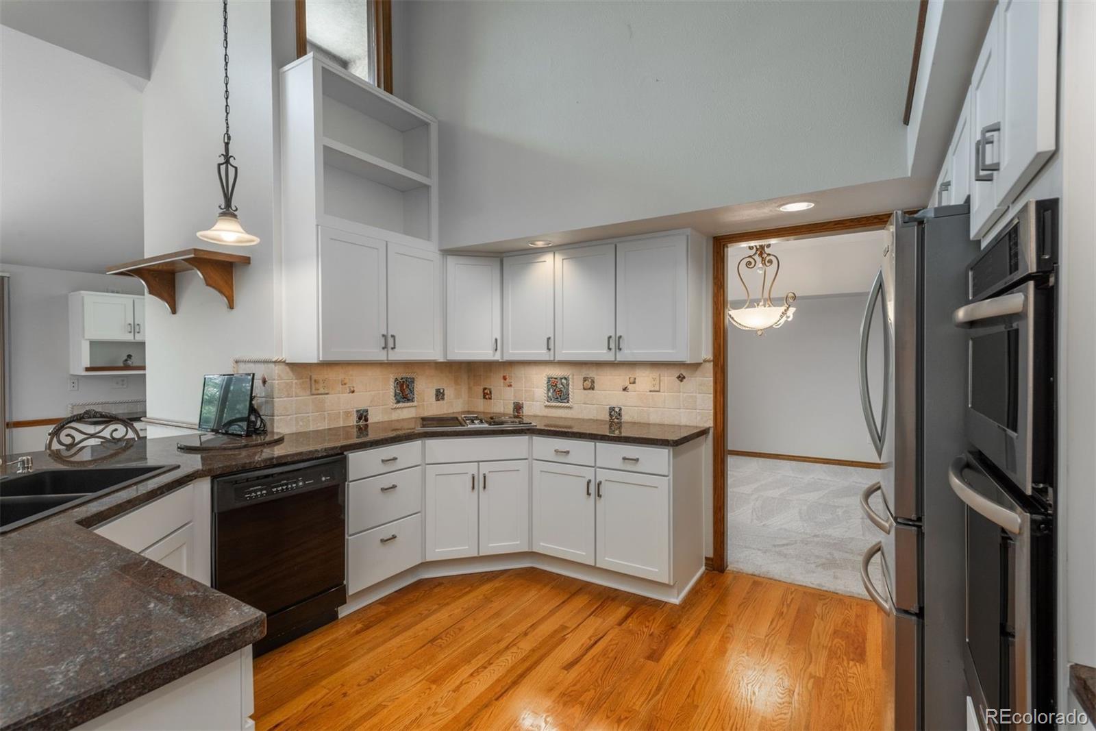 MLS Image #6 for 5537 e links circle,centennial, Colorado