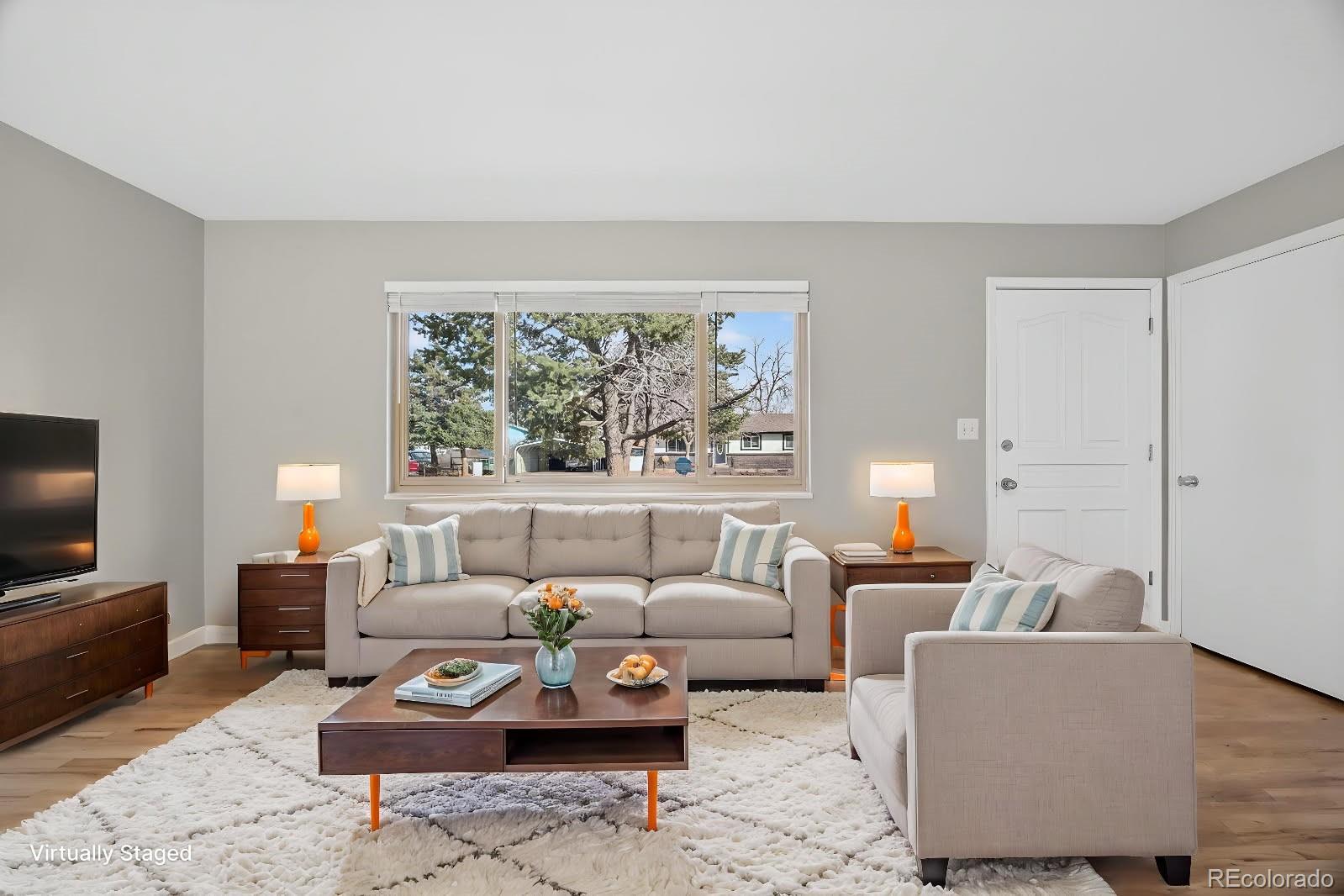 MLS Image #2 for 8037  sherman way,denver, Colorado
