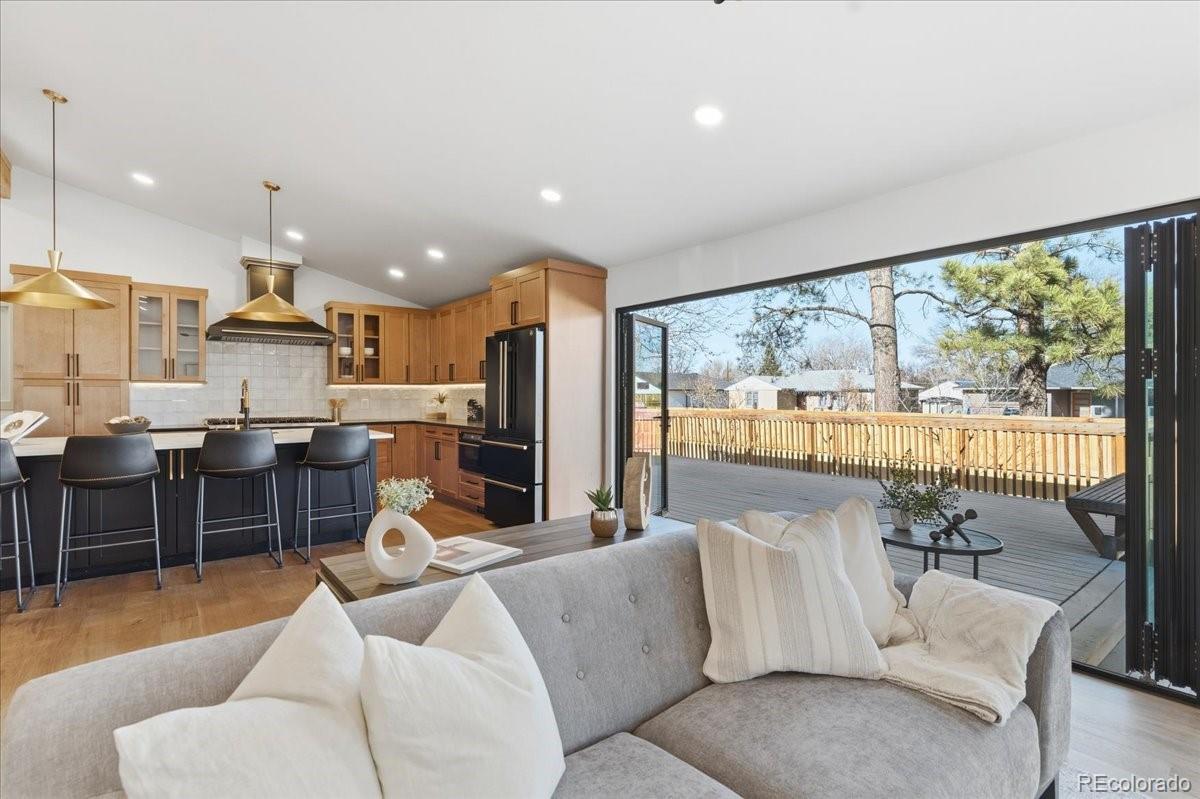 MLS Image #14 for 3001 s vine street,denver, Colorado
