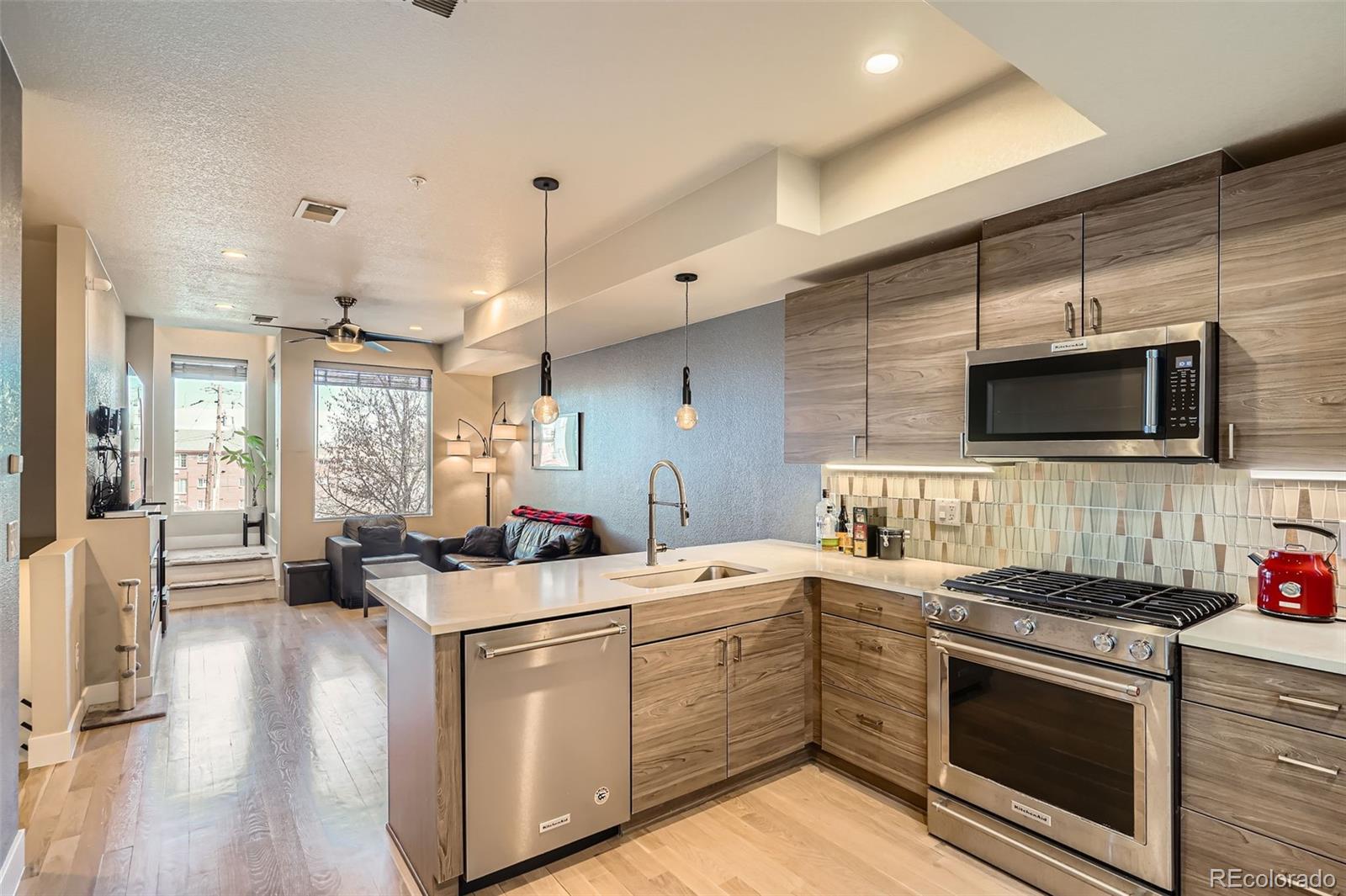 MLS Image #11 for 1583  grove street 5,denver, Colorado