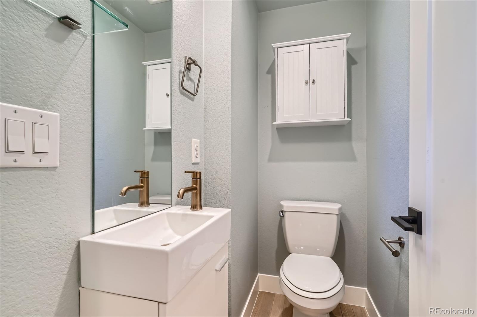 MLS Image #15 for 1583  grove street 5,denver, Colorado
